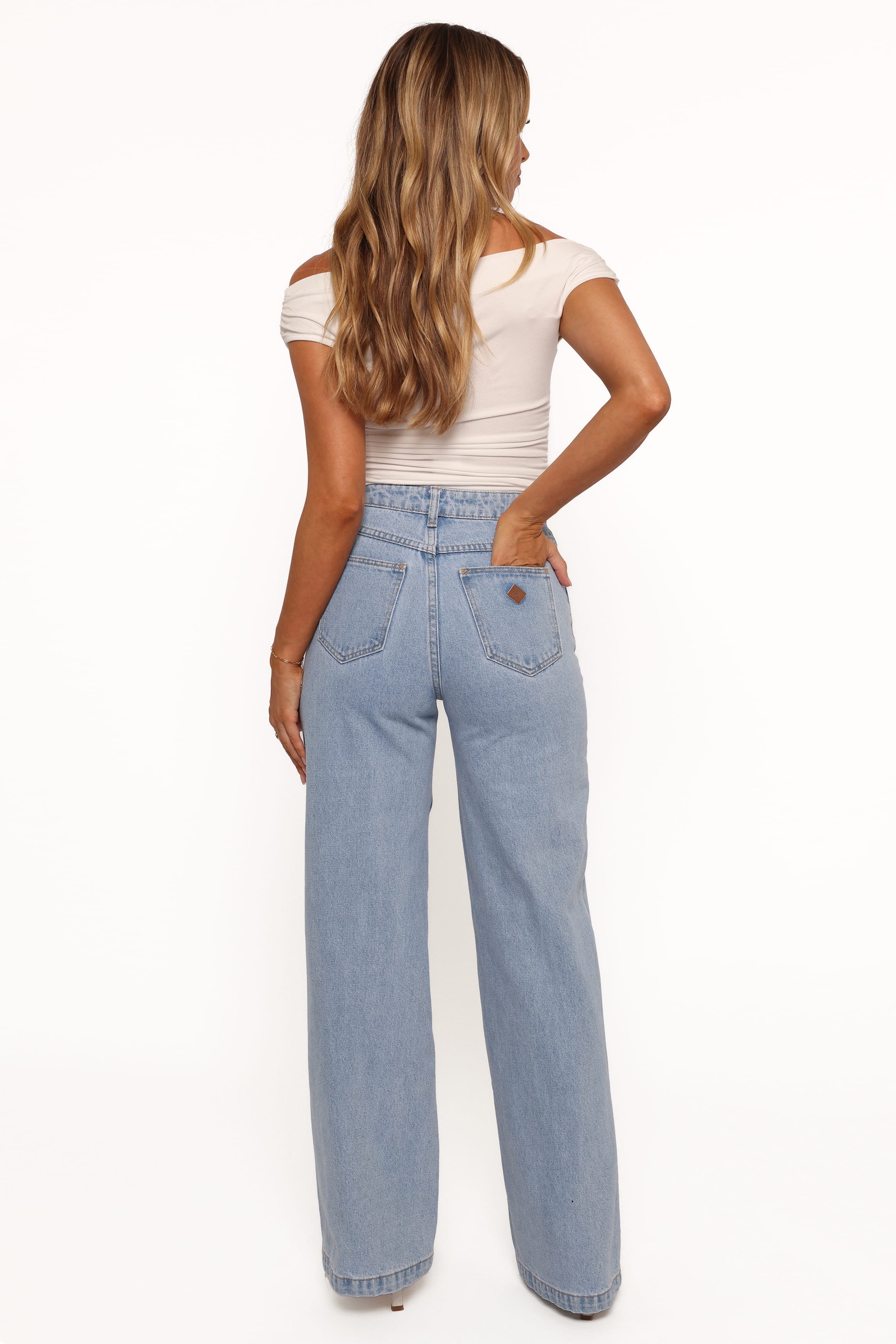 BOTTOMS Abrand 94 High Wide Jeans - Kendall