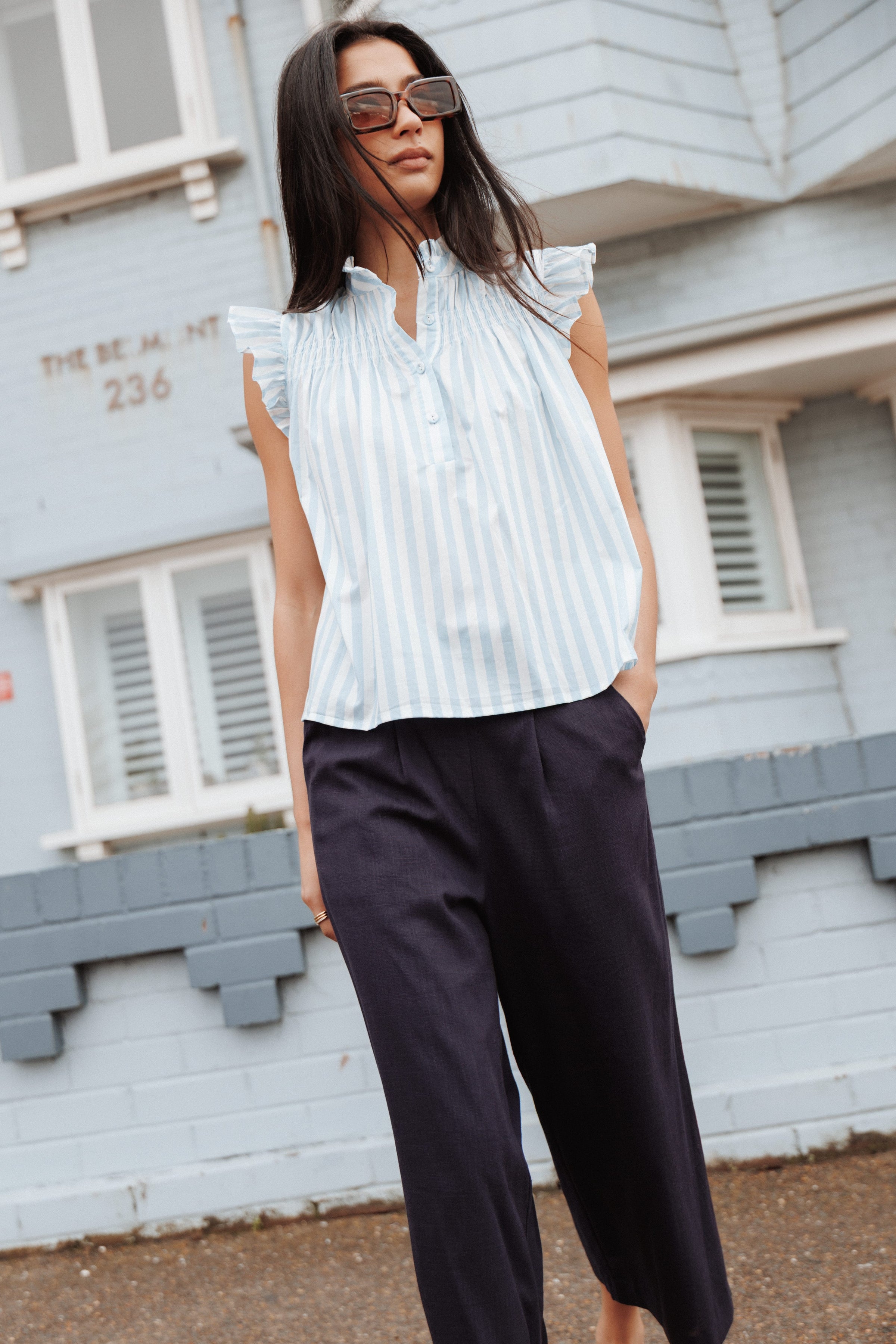 BOTTOMS Aldena Linen Blend Culotte Pants - Navy