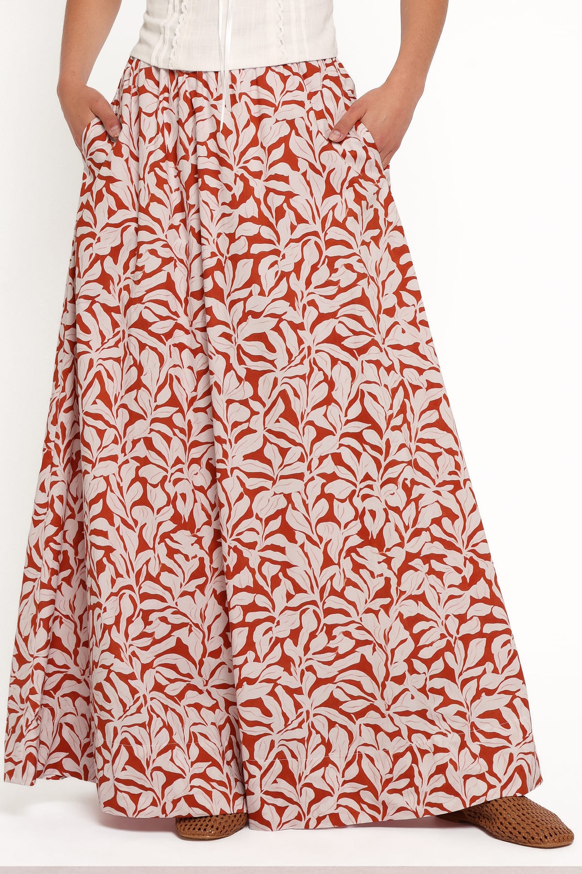 BOTTOMS Ivie Maxi Skirt - Red Floral