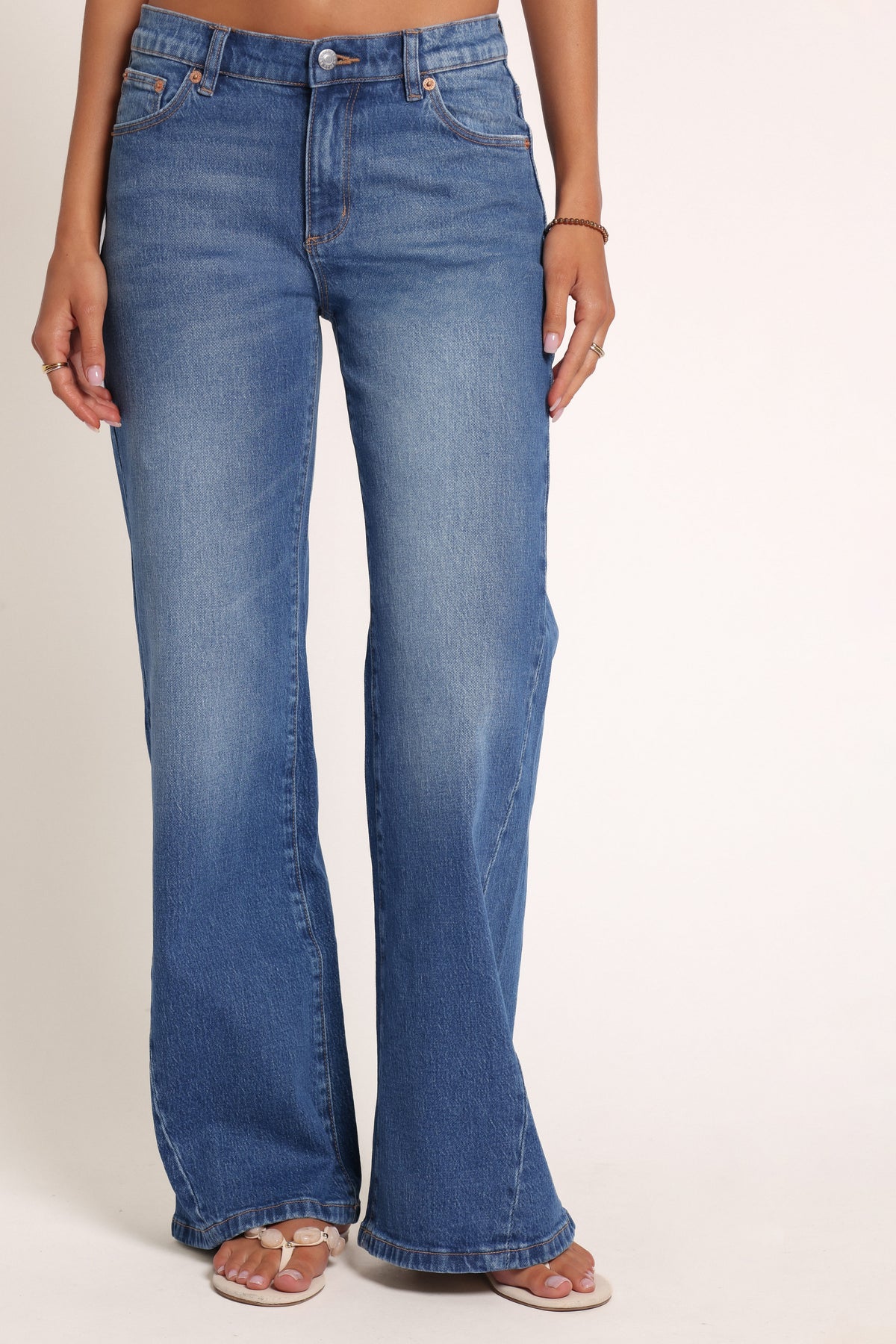 BOTTOMS Rollas Jane Aline Twist Jeans - Silverlake