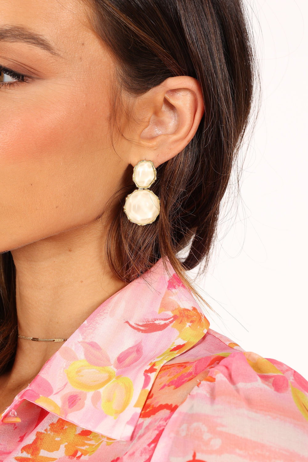 ACCESSORIES @Aquelle Statement Earrings - White