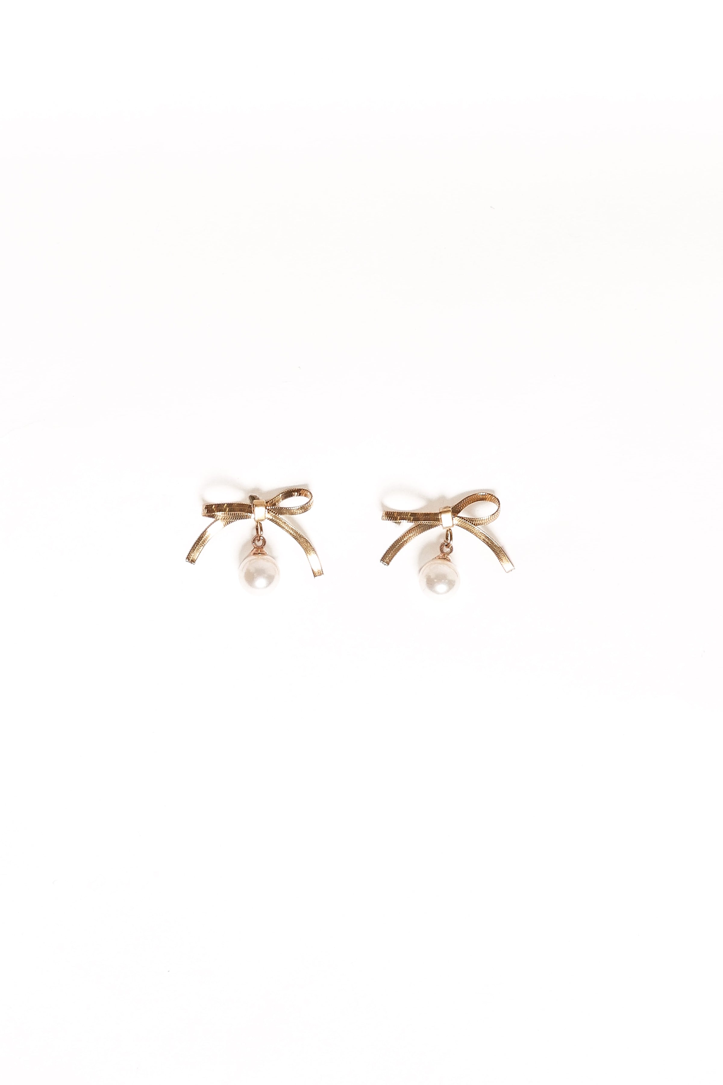 ACCESSORIES Aurora Bow Earrings - Gold