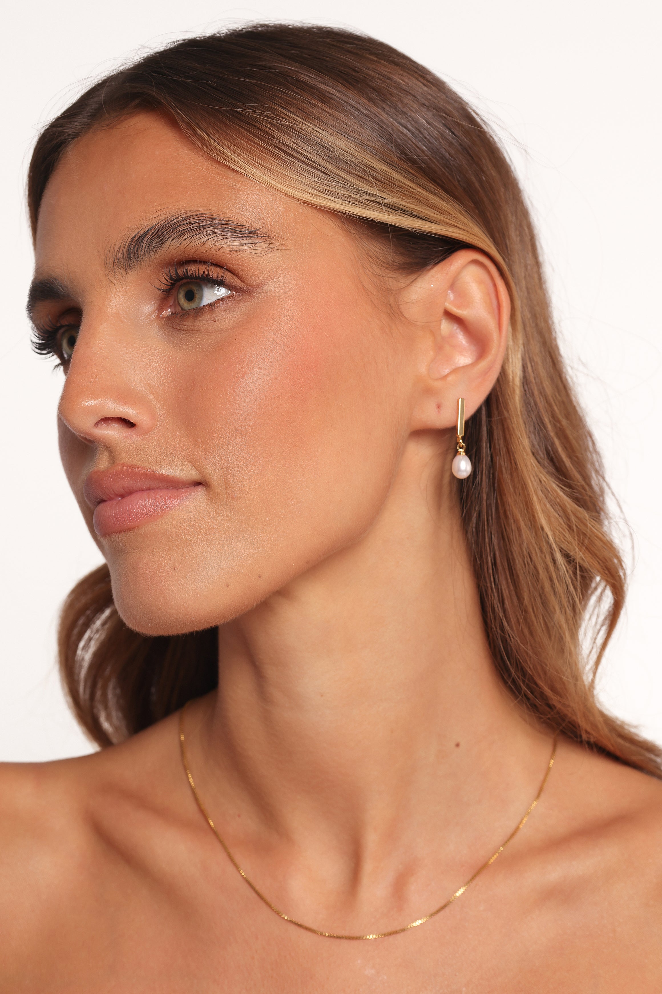 ACCESSORIES Calista Earrings - Gold/Pearl
