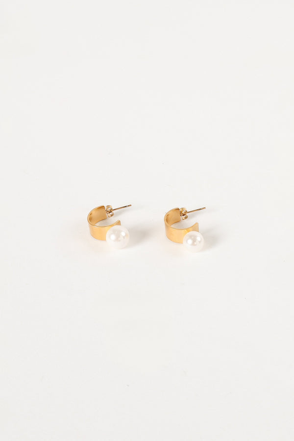 ACCESSORIES @Callie Pearl Hoop Earrings - Gold