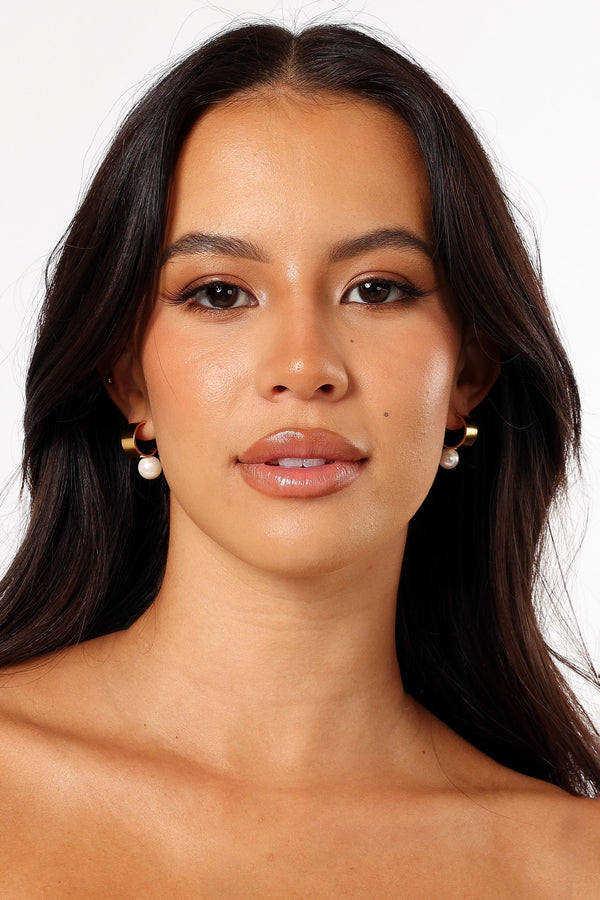 ACCESSORIES Callie Pearl Hoop Earrings - Gold