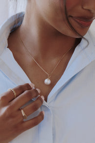 ACCESSORIES Celia Pearl Necklace - Gold