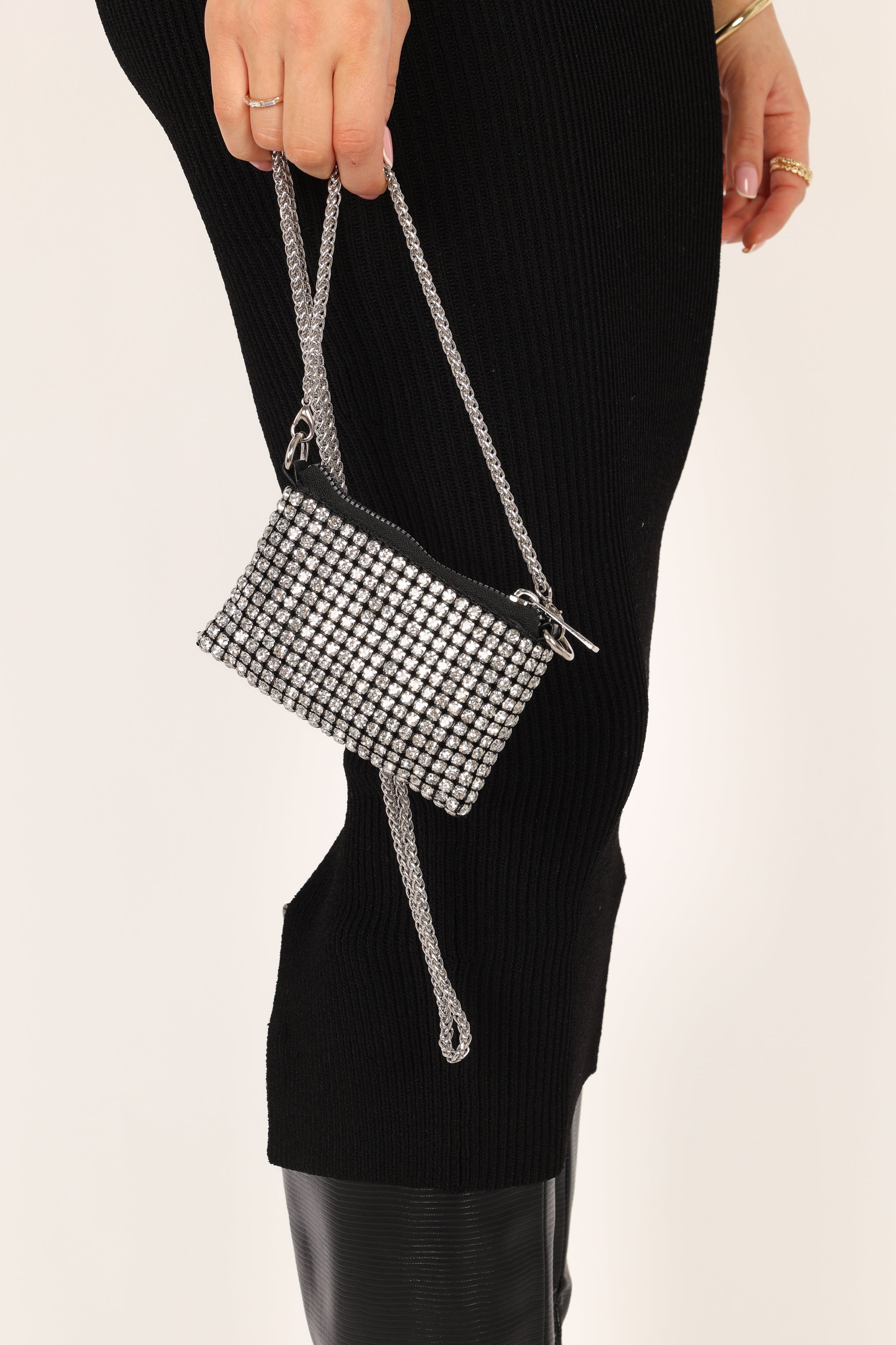 ACCESSORIES @Deva Crossbody Bag - Black