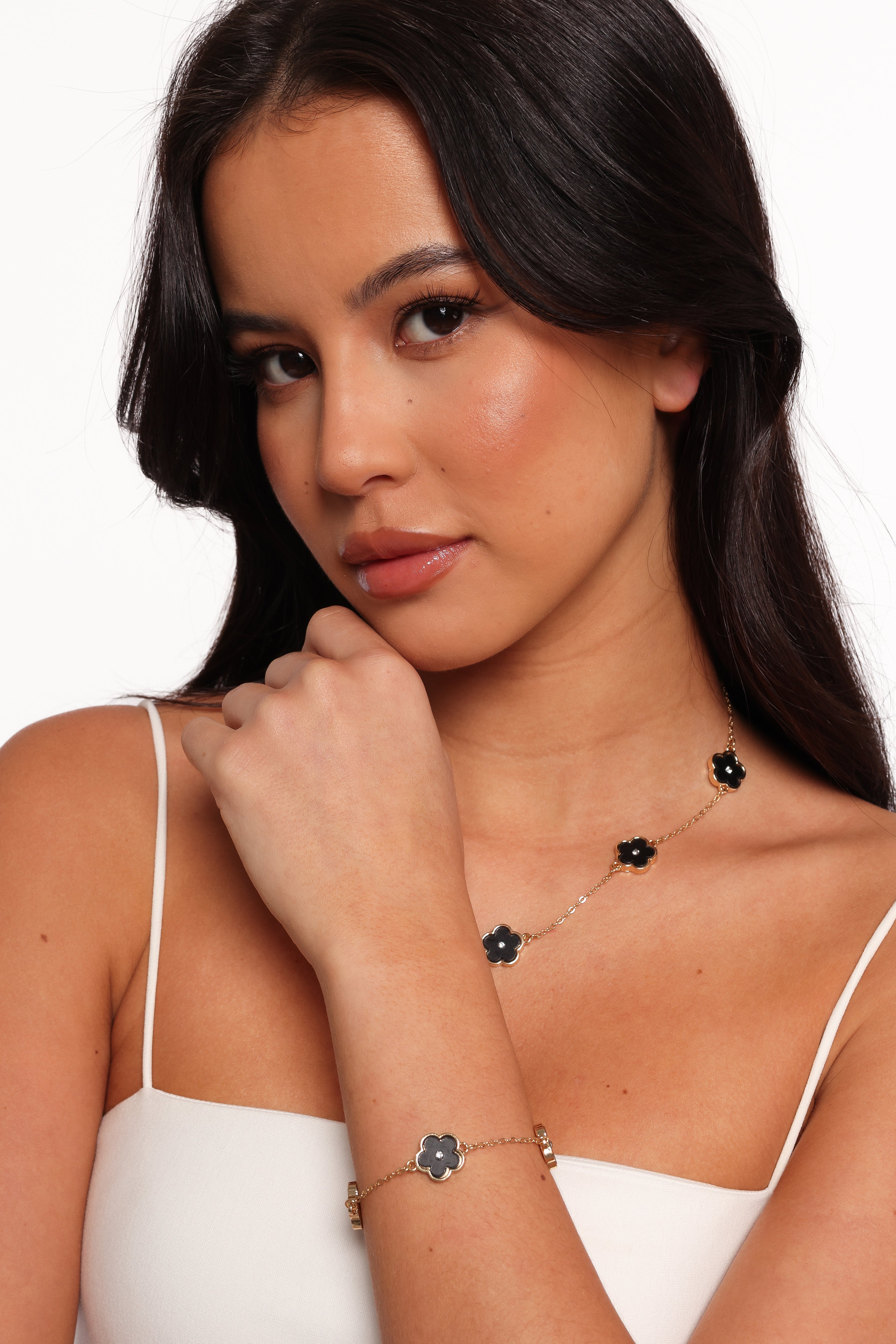 ACCESSORIES Dorothea Flower Necklace/Bracelet Set - Gold