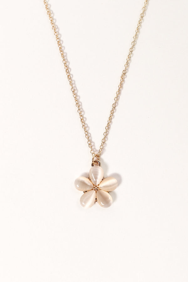 ACCESSORIES @Everlee Floral Necklace - Gold