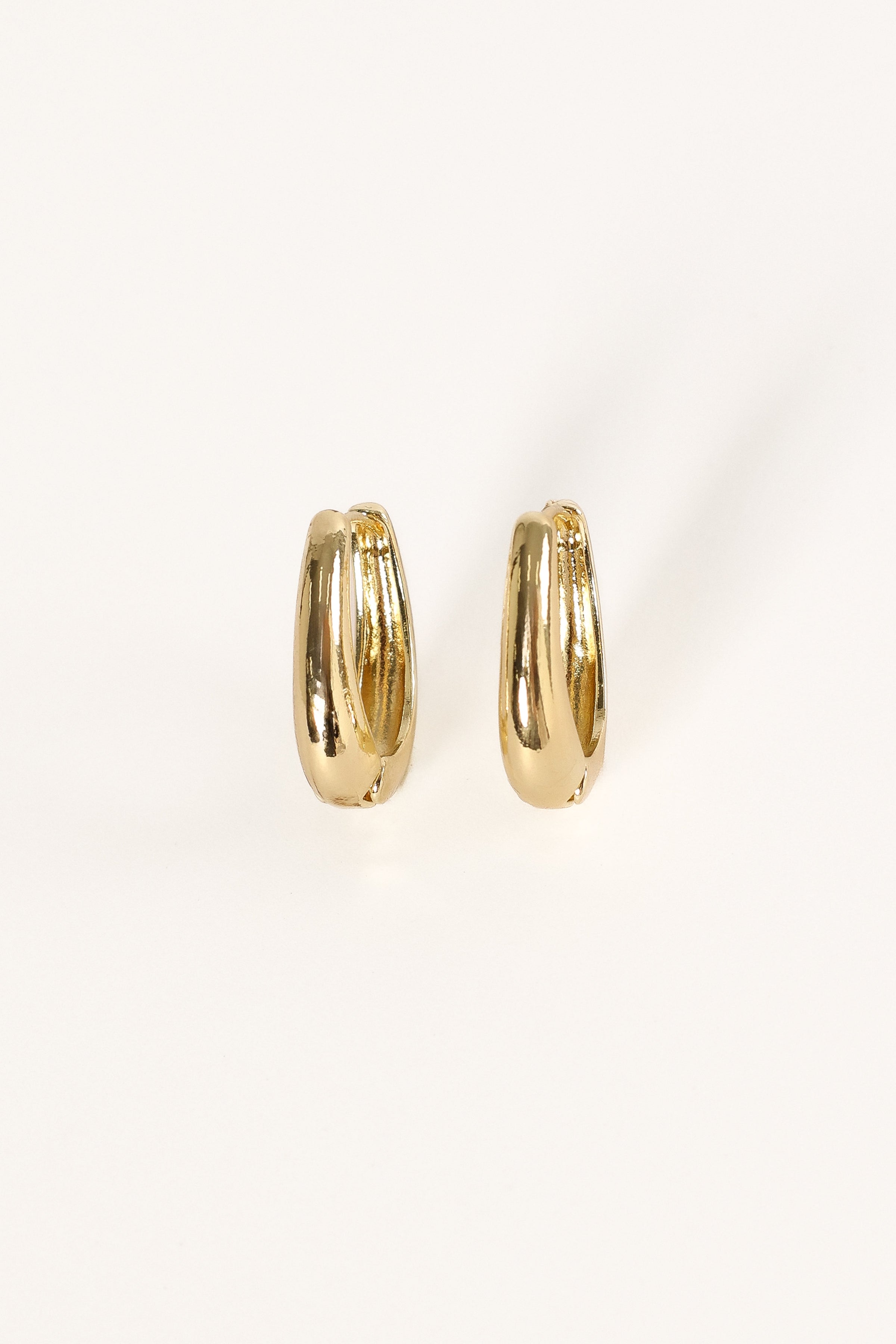 ACCESSORIES @Farrow Loop Earrings - Gold