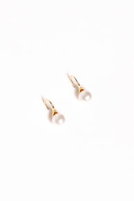 ACCESSORIES Finley Earrings - Gold/Pearl