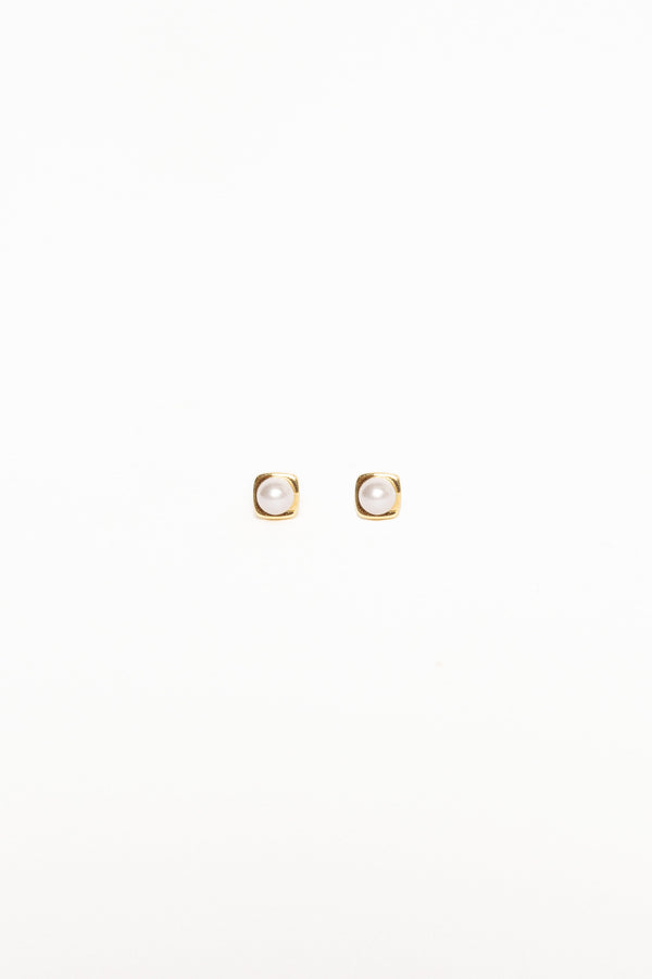 ACCESSORIES Helene Stud Earrings - Gold/Pearl