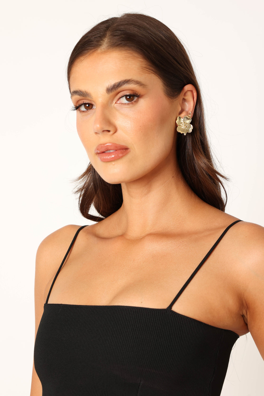 ACCESSORIES @Hilary Flower Earrings - Gold