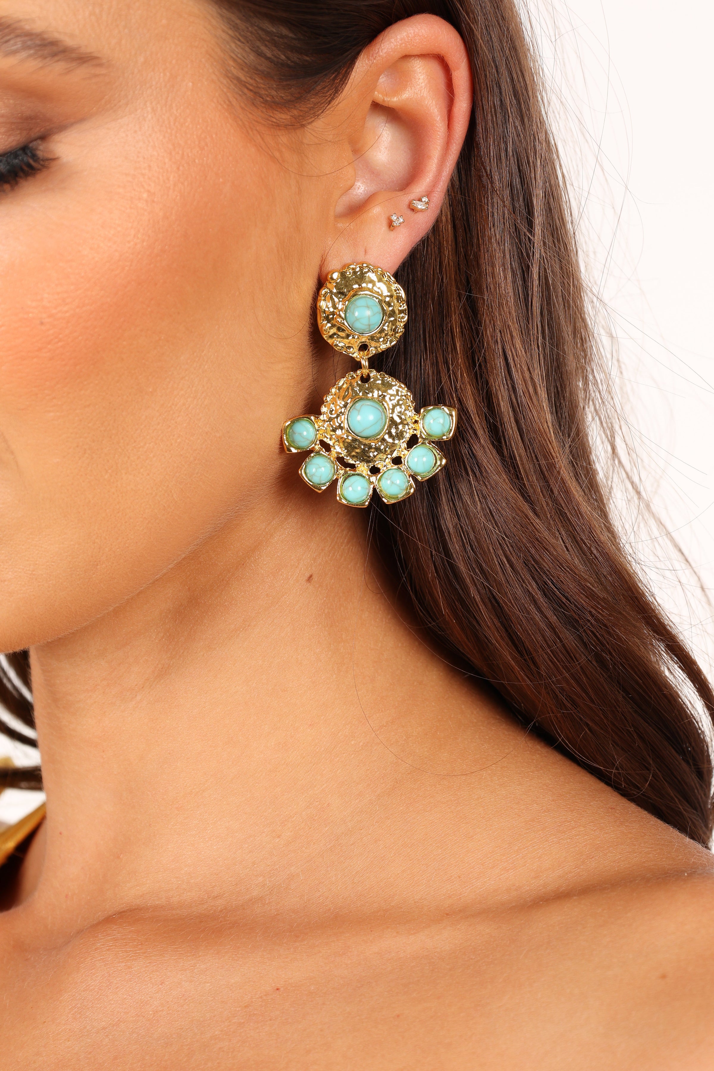 ACCESSORIES @Iris Earrings - Gold