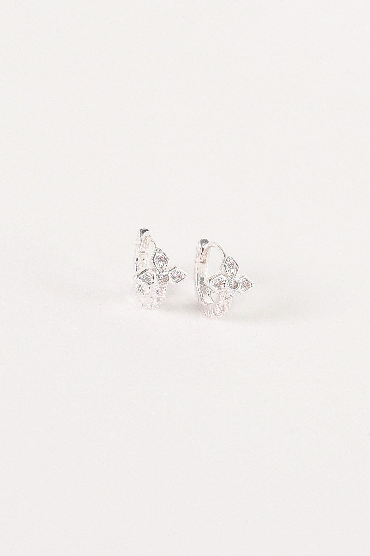 ACCESSORIES Jacque Huggie Earring - Silver