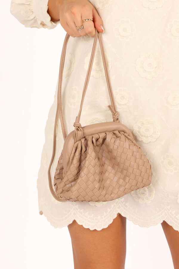 ACCESSORIES @Levi Bag - Beige (waiting on bulk)