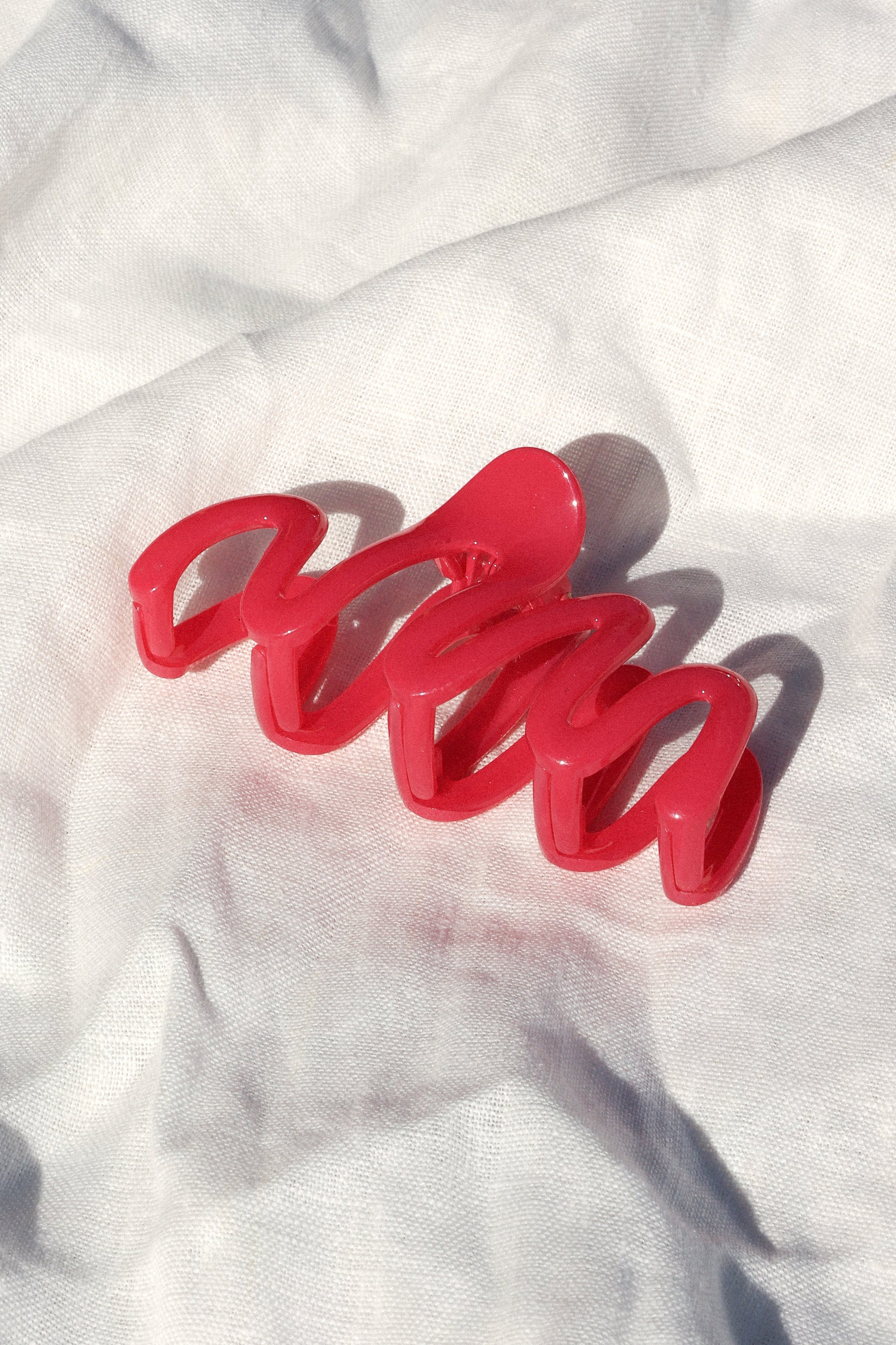 ACCESSORIES @Natalia Squiggle Hair Clip - Hot Pink