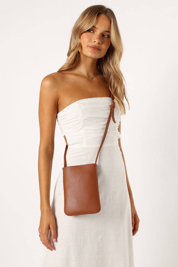 ACCESSORIES @Norah Crossbody Bag - Tan