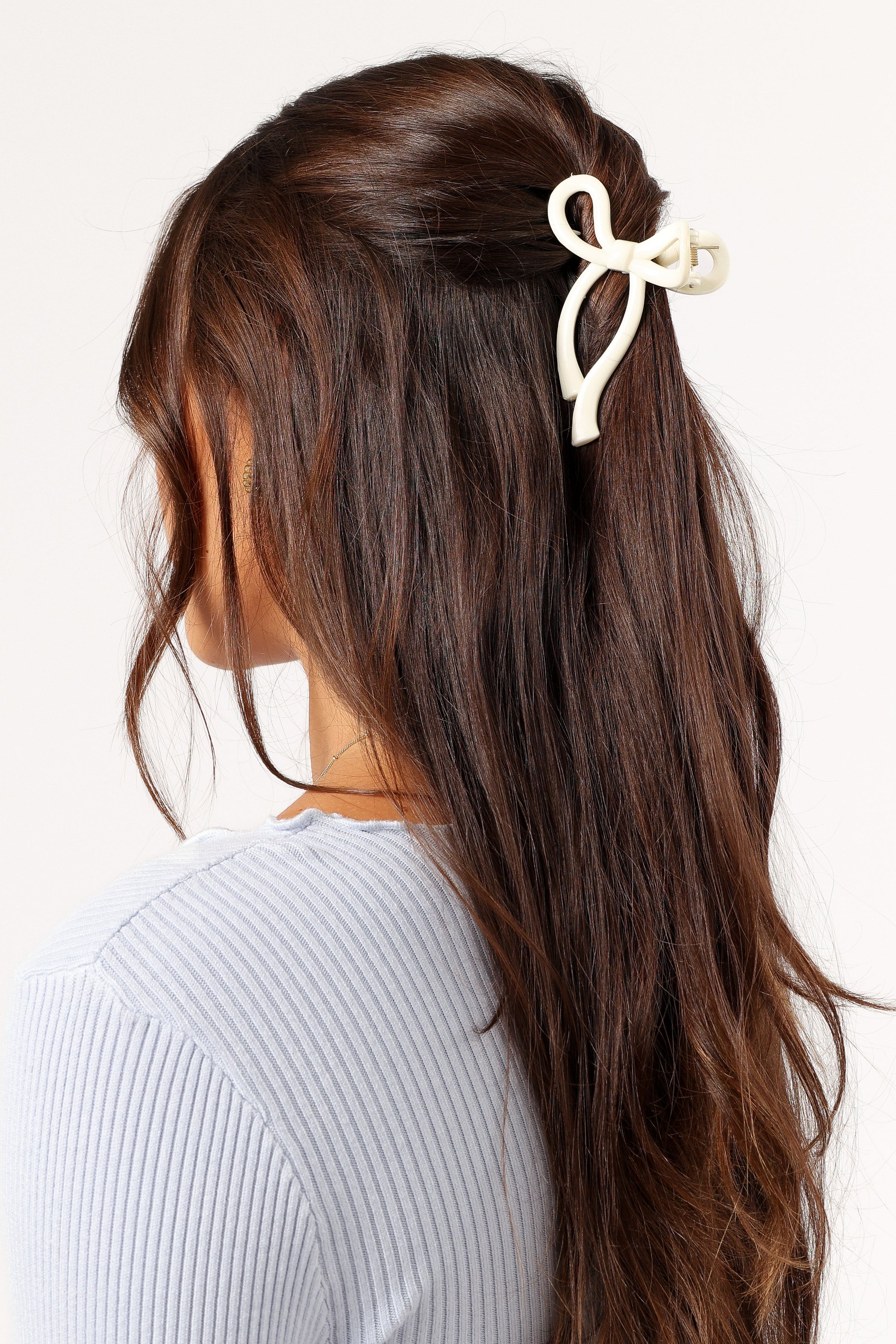 ACCESSORIES @Peyton Bow Hair Clip - White