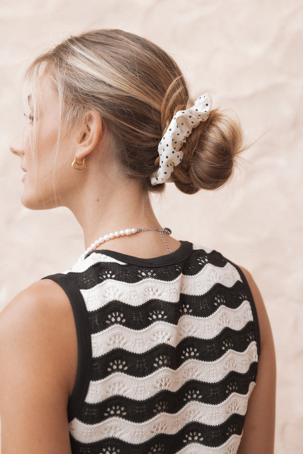 ACCESSORIES Sally Scrunchie - Cream