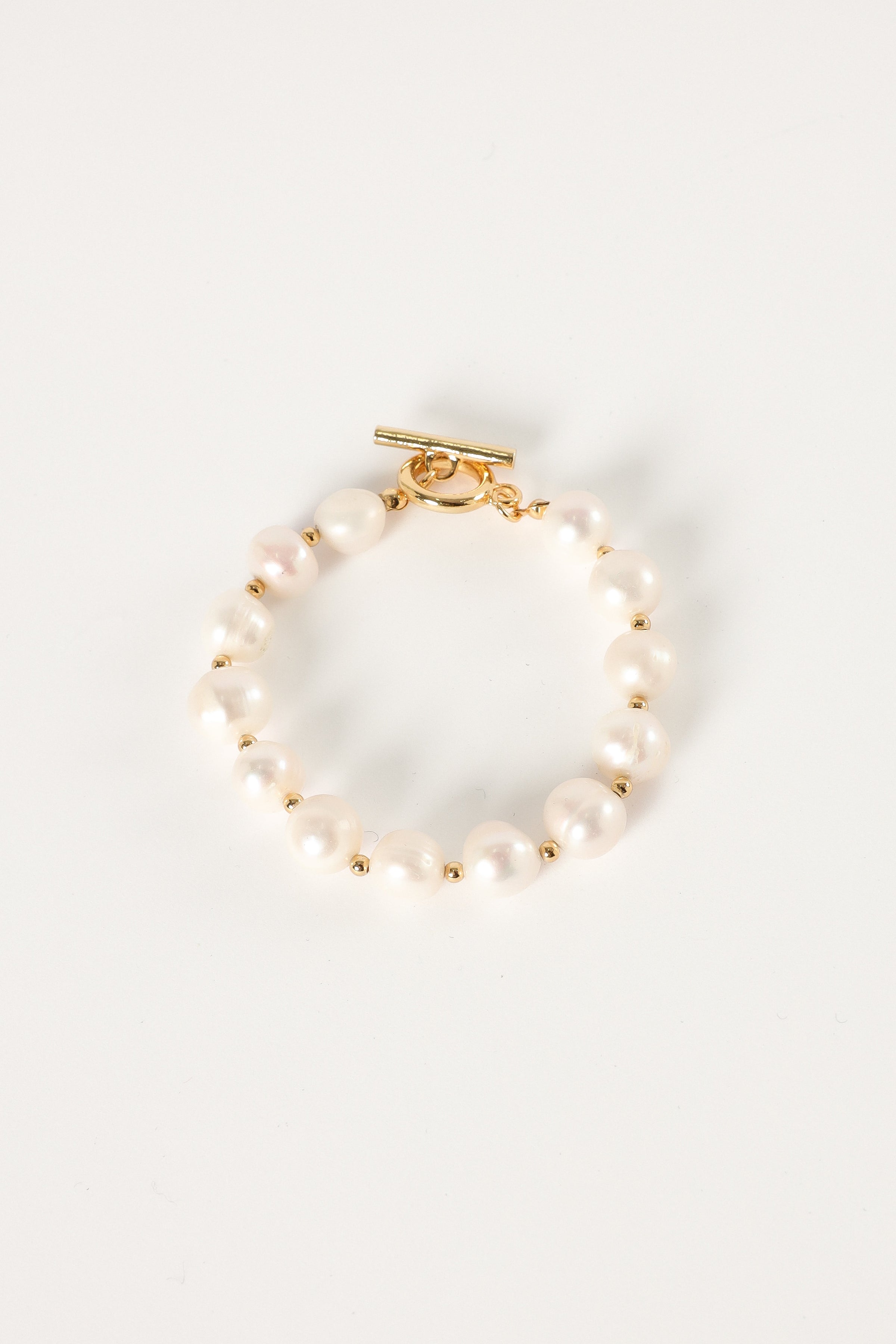 ACCESSORIES @Stuart Freshwater Pearl Bracelet - Pearl
