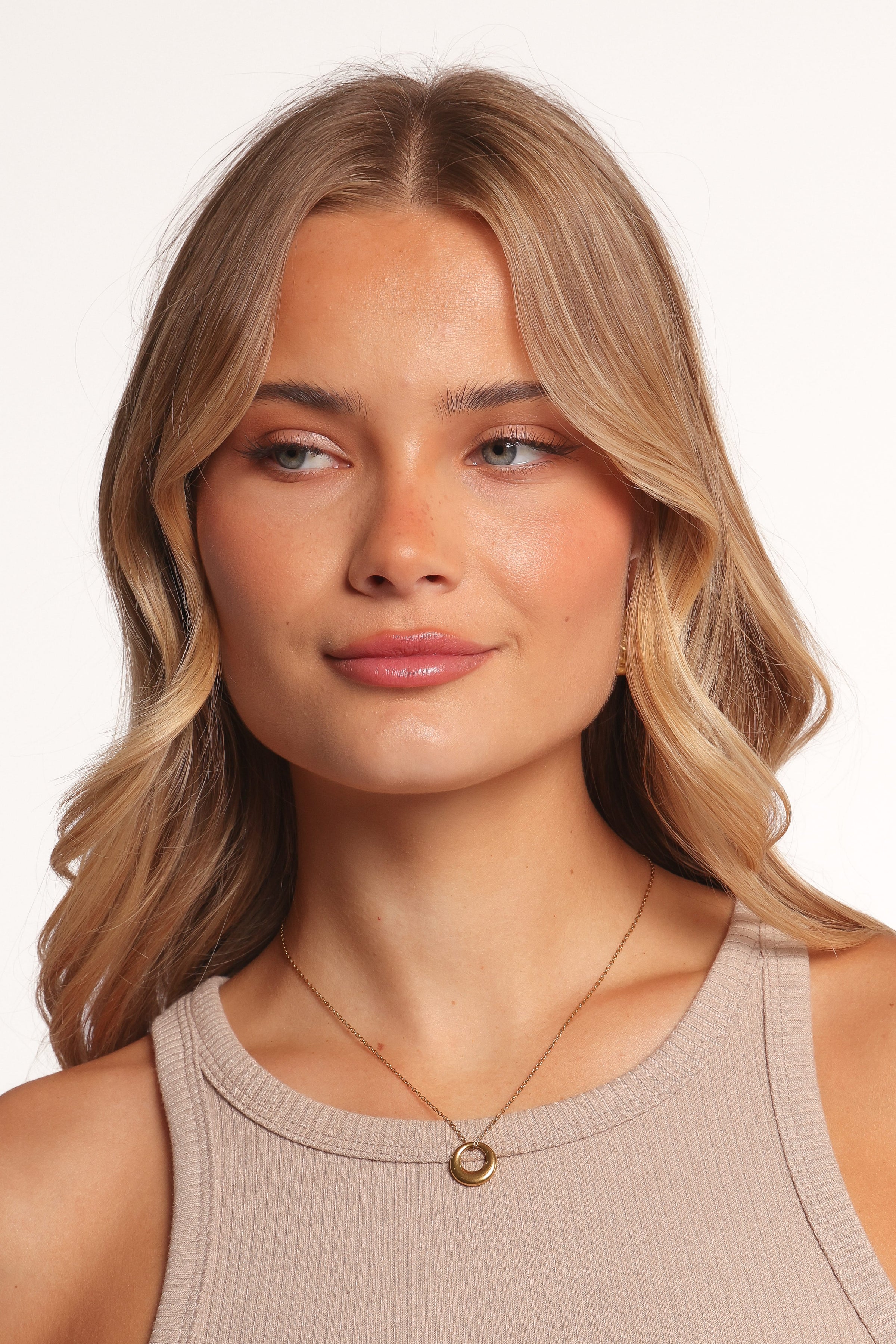 ACCESSORIES Tyra Necklace - Gold
