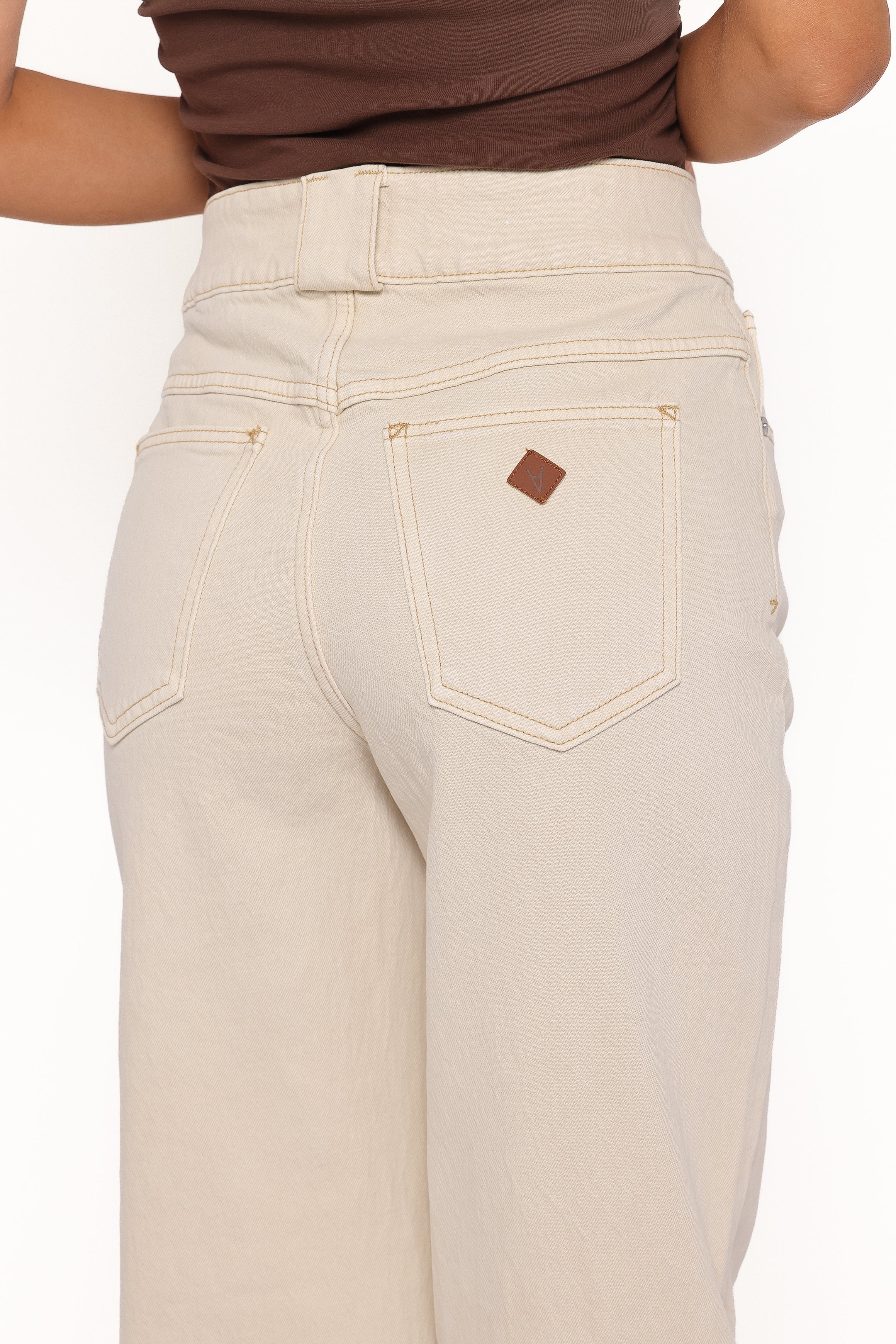 BOTTOMS Abrand 94 High Wide Jeans - Tofu