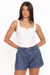 BOTTOMS Abrand 94 Pleated Short - Bella