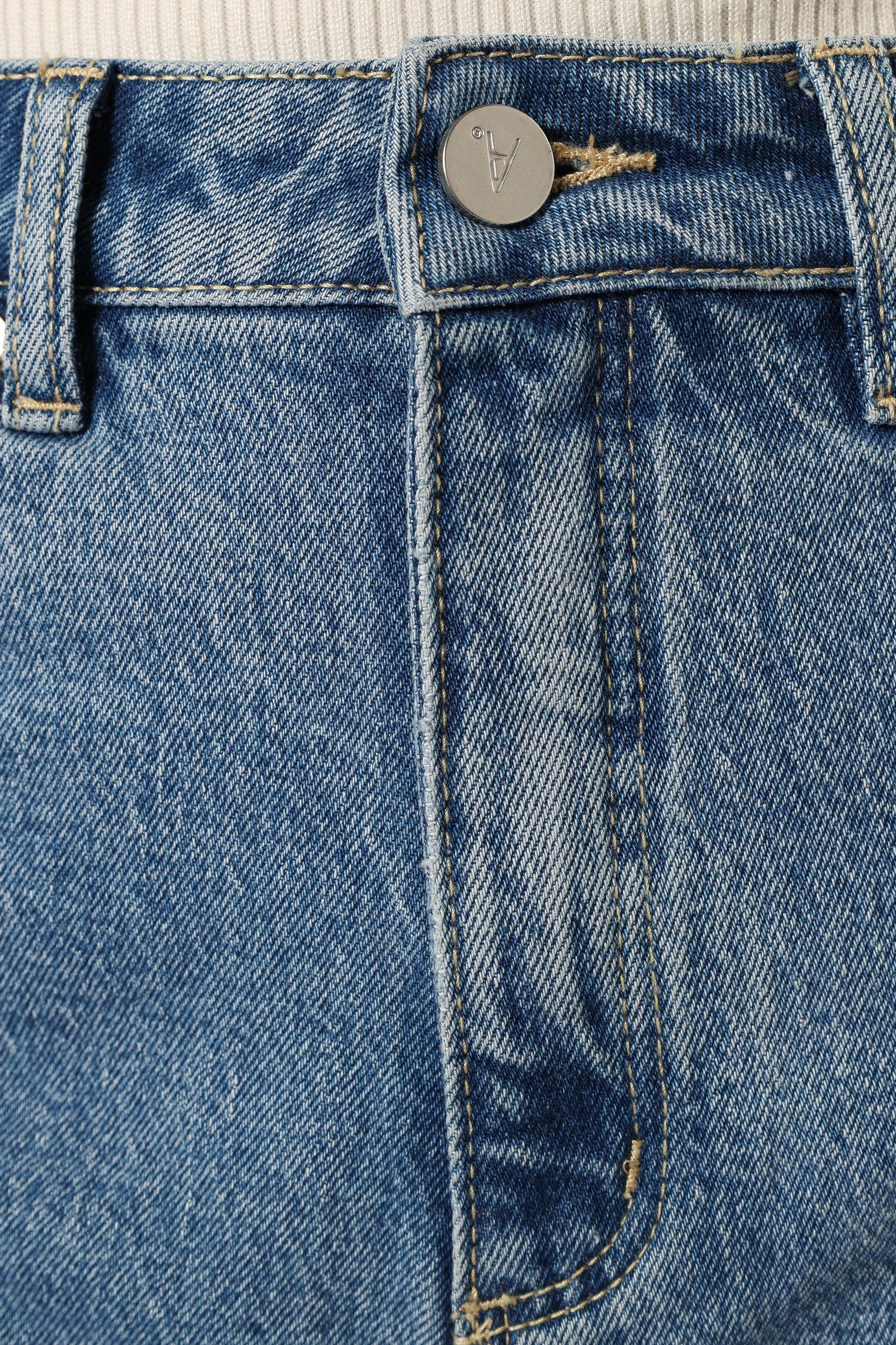 BOTTOMS Abrand Venice Short - Chantell