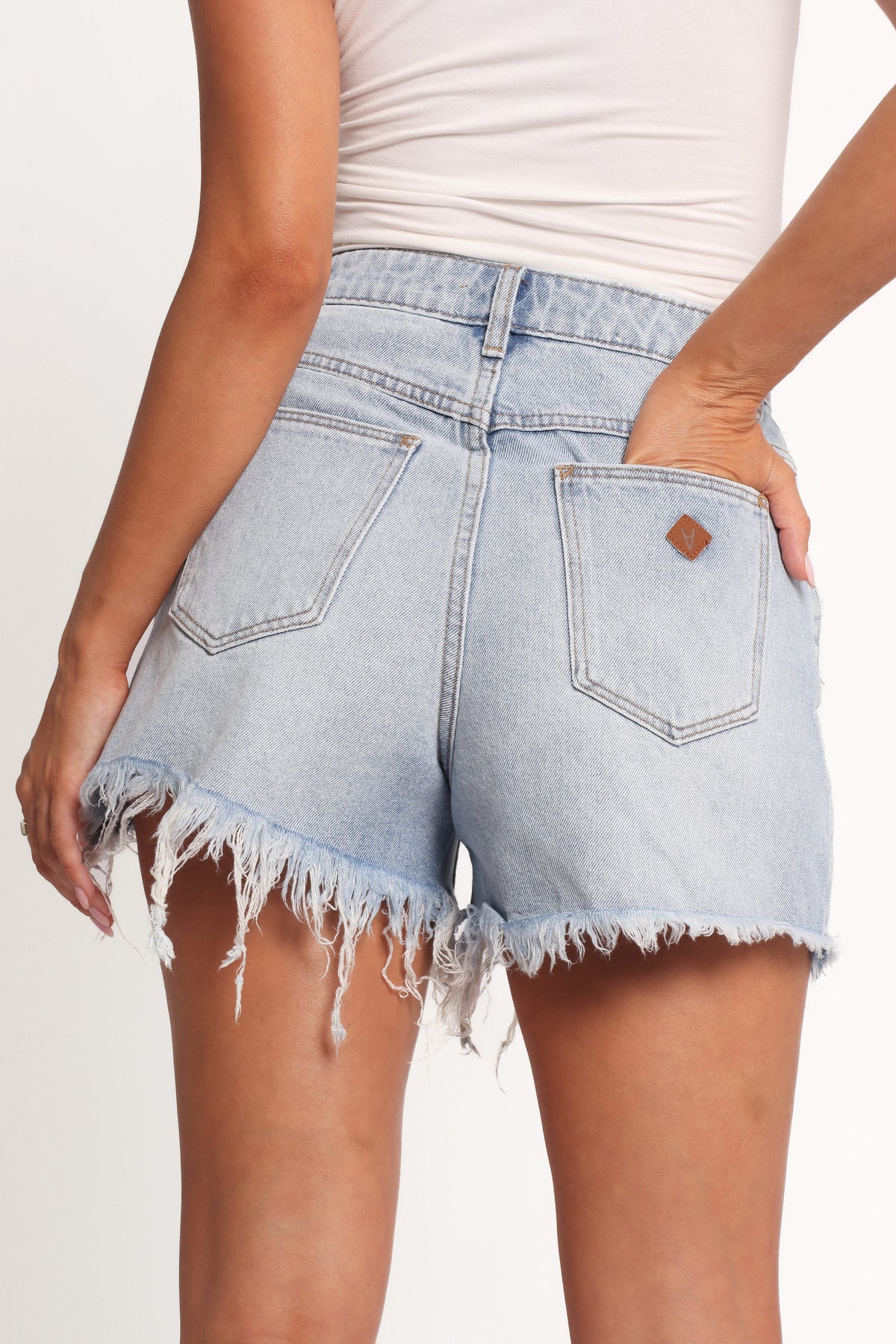 BOTTOMS Abrand Venice Short - Cindy Rip
