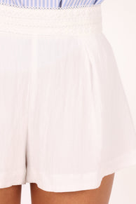 BOTTOMS @Aija Short - White