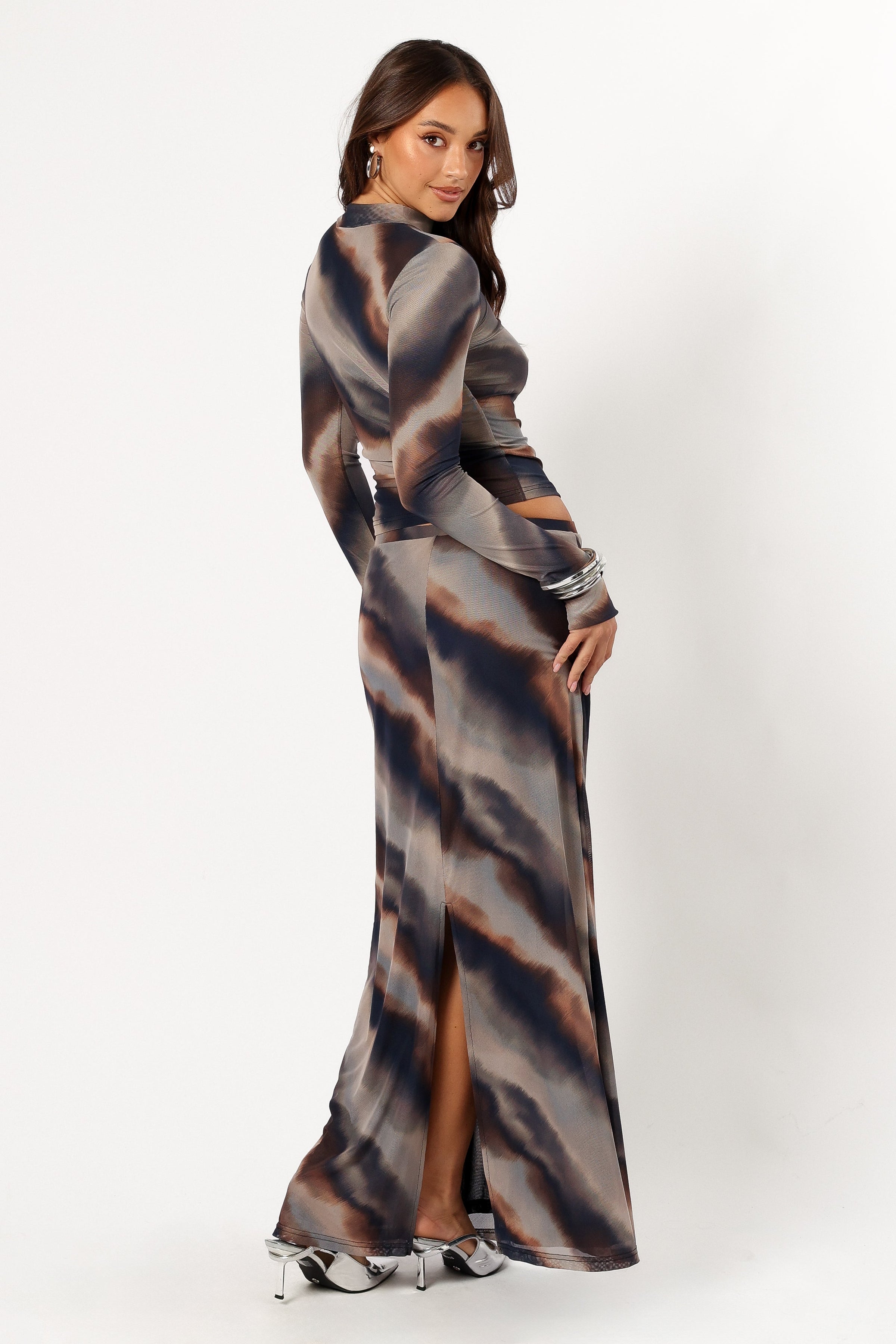 BOTTOMS @Beverly Maxi Skirt - Dusk Print (Hold for Winter Essentials)