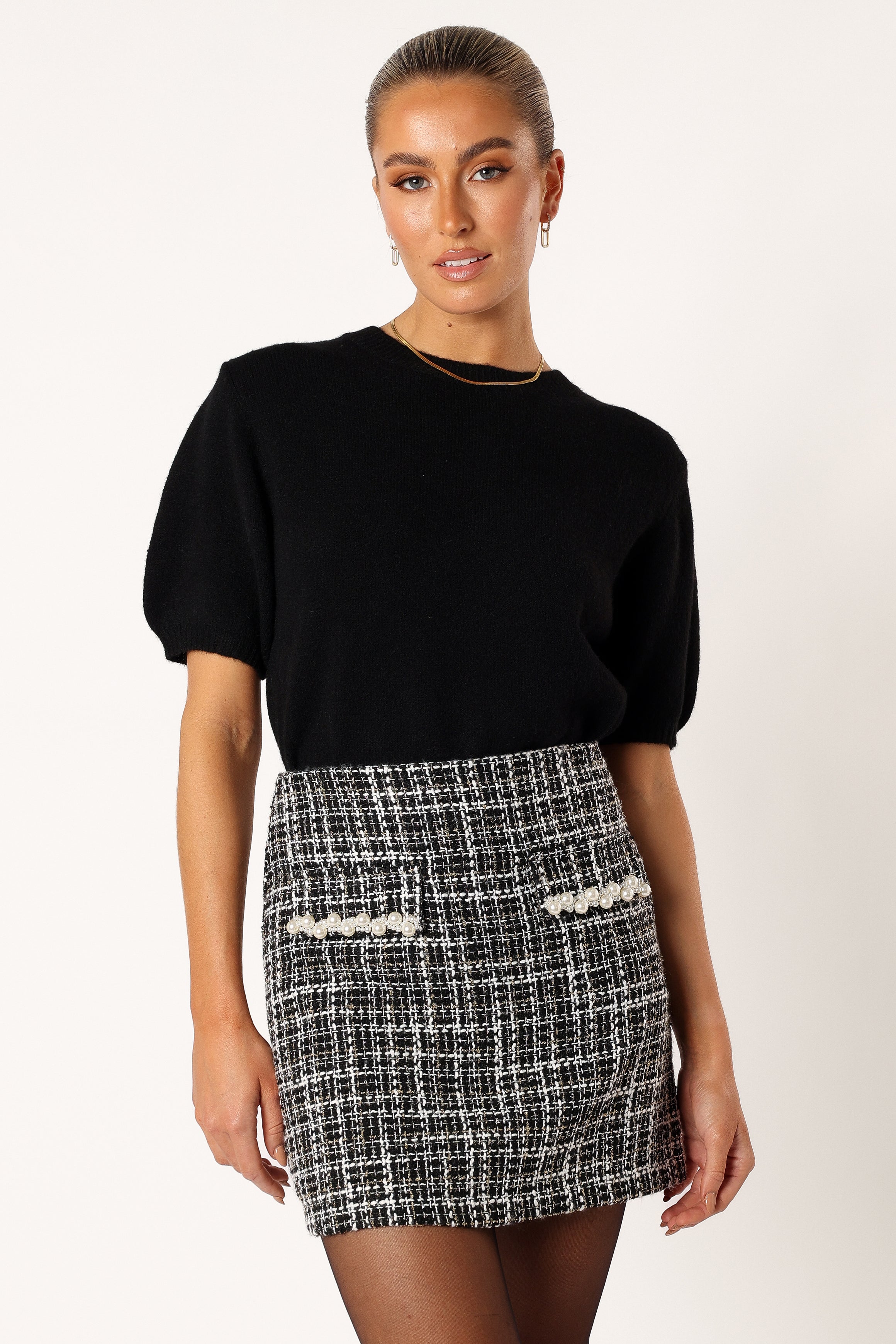 BOTTOMS @Blaire Mini Skirt - White Black