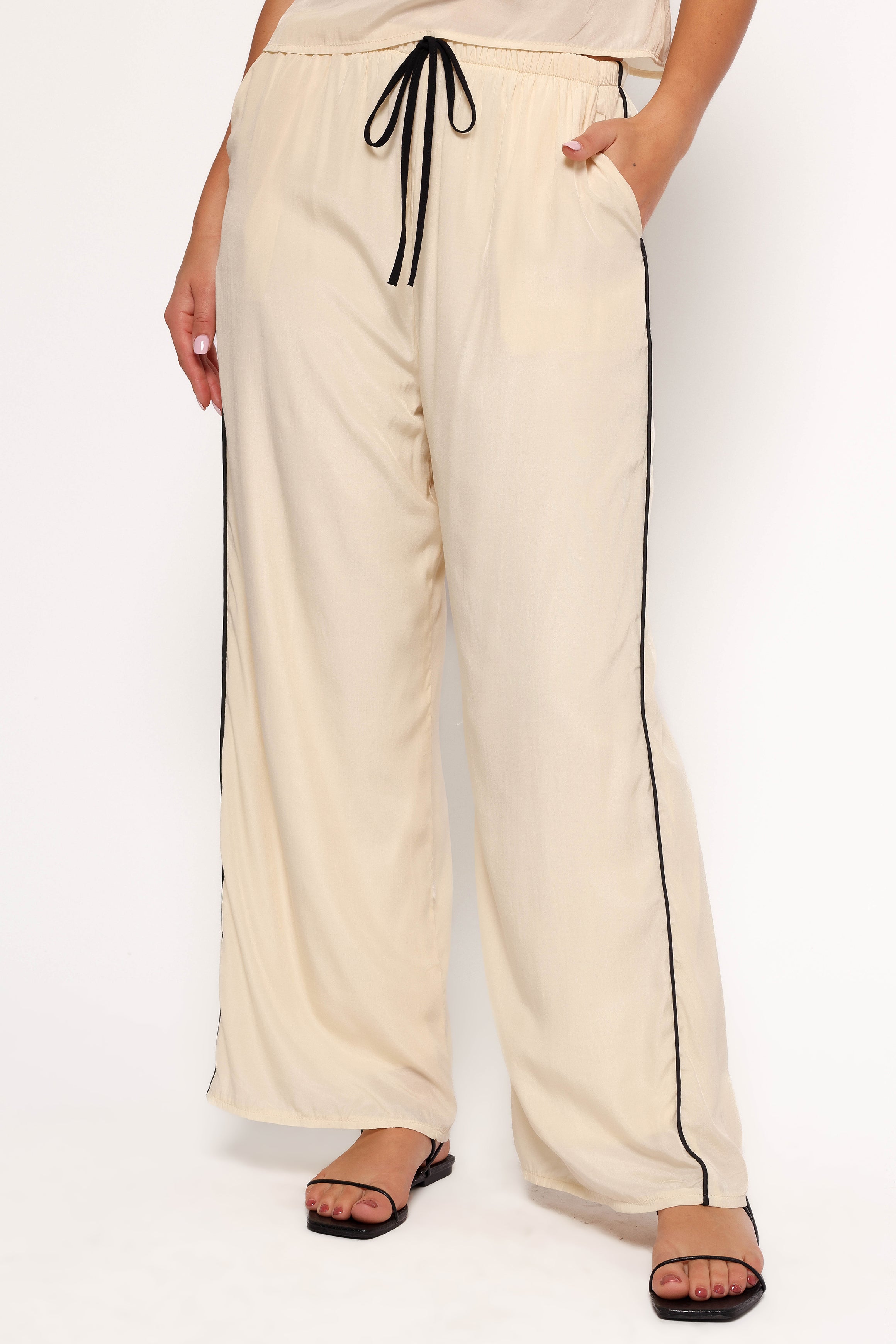 BOTTOMS Callie Pant - Cream Black