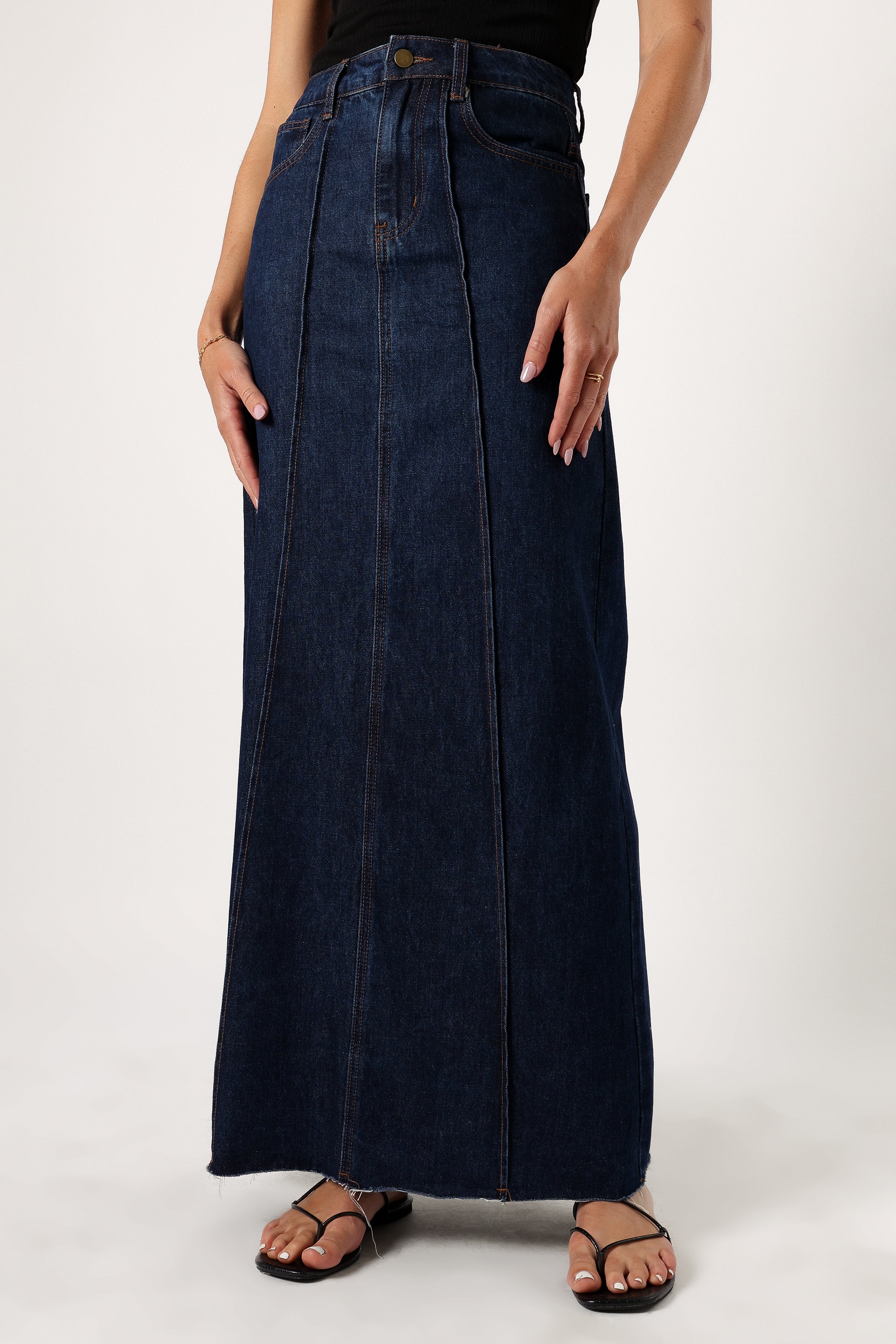 BOTTOMS @Caprice Denim Maxi Skirt - Indigo