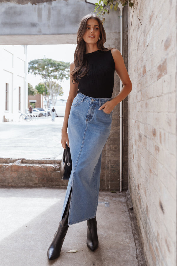 BOTTOMS Dana Denim Midi Skirt - Blue Wash