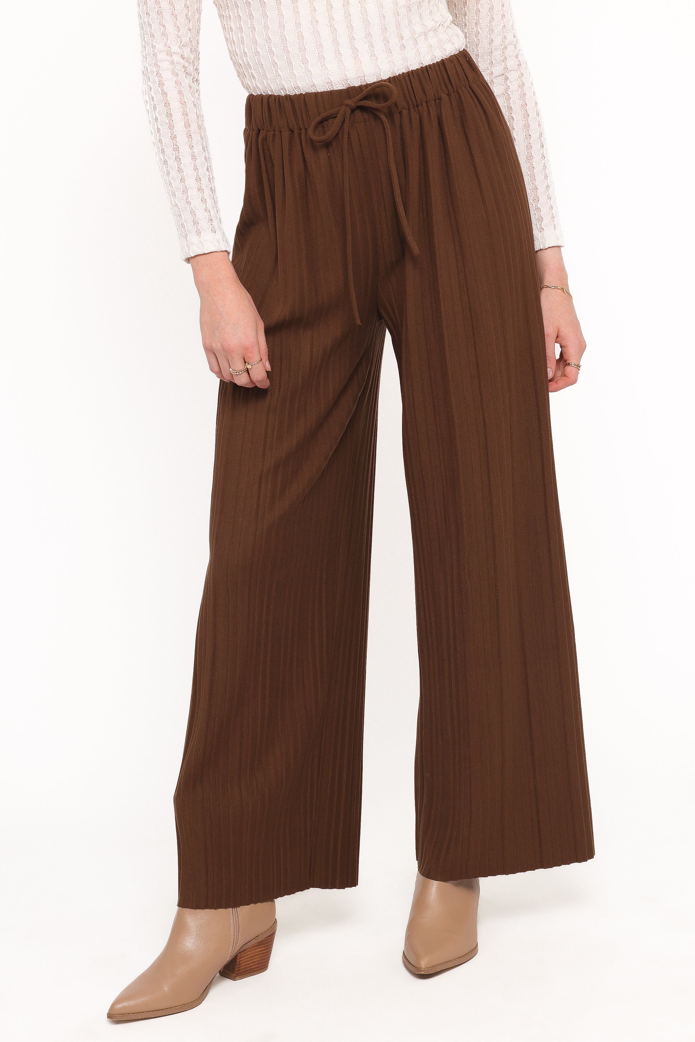 BOTTOMS Davis Pleated Knit Pant - Brown