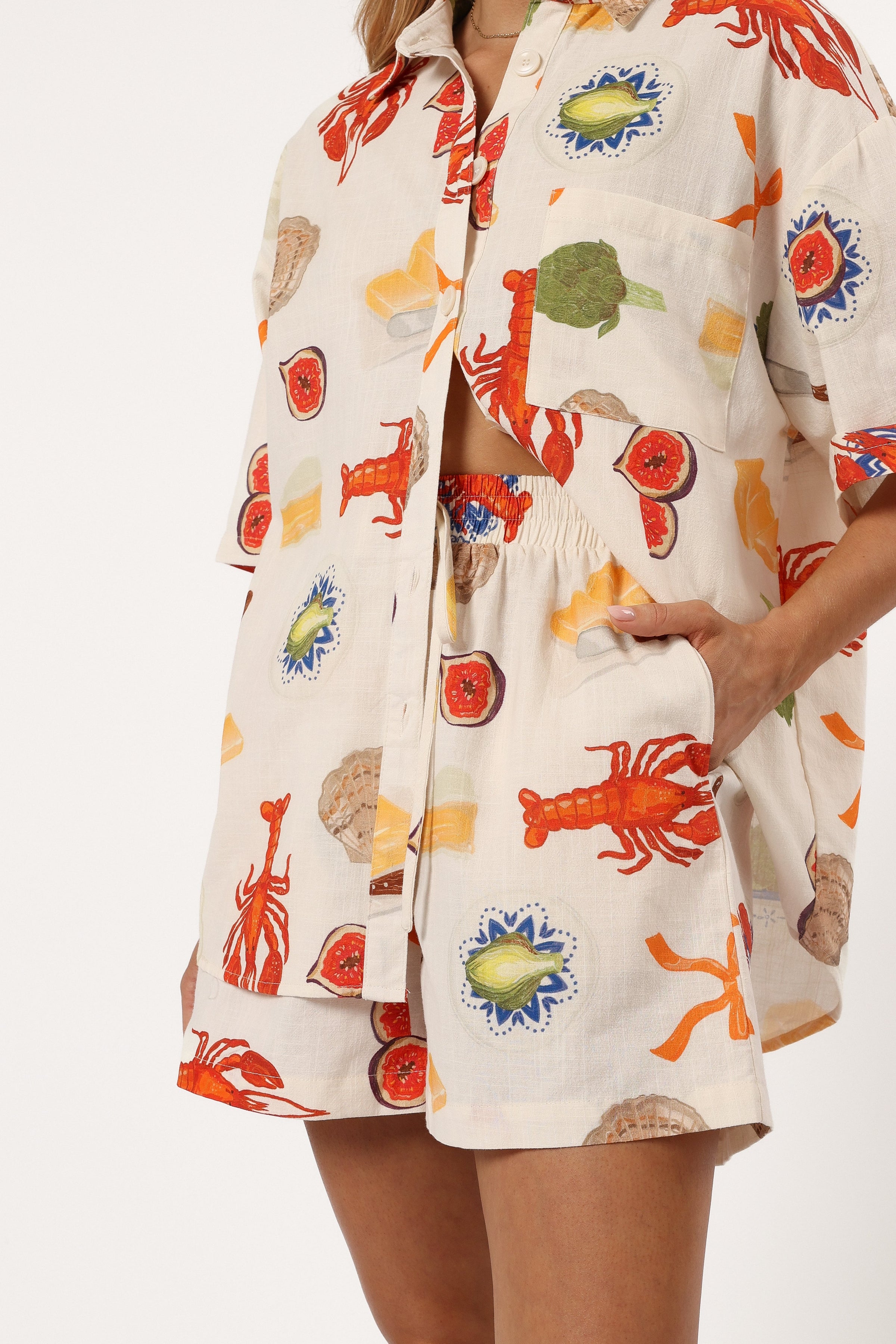 BOTTOMS @Hampton Short - Cream Multi (Hold for 4th July)