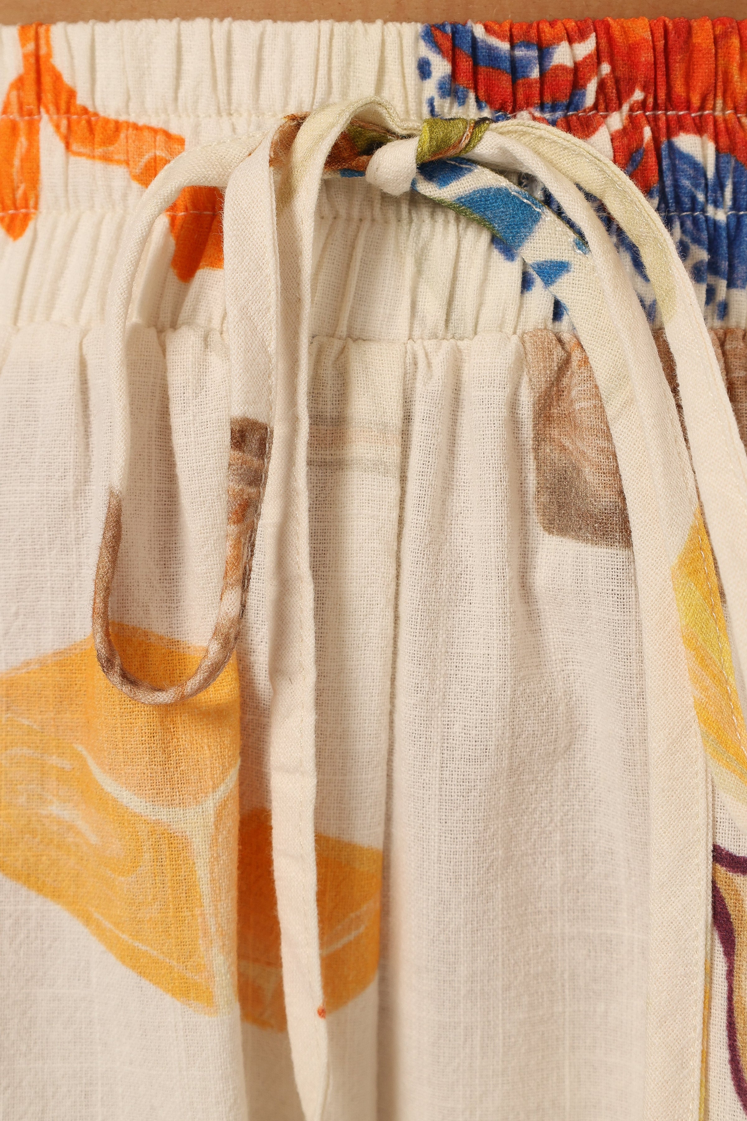 BOTTOMS @Hampton Short - Cream Multi (Hold for 4th July)