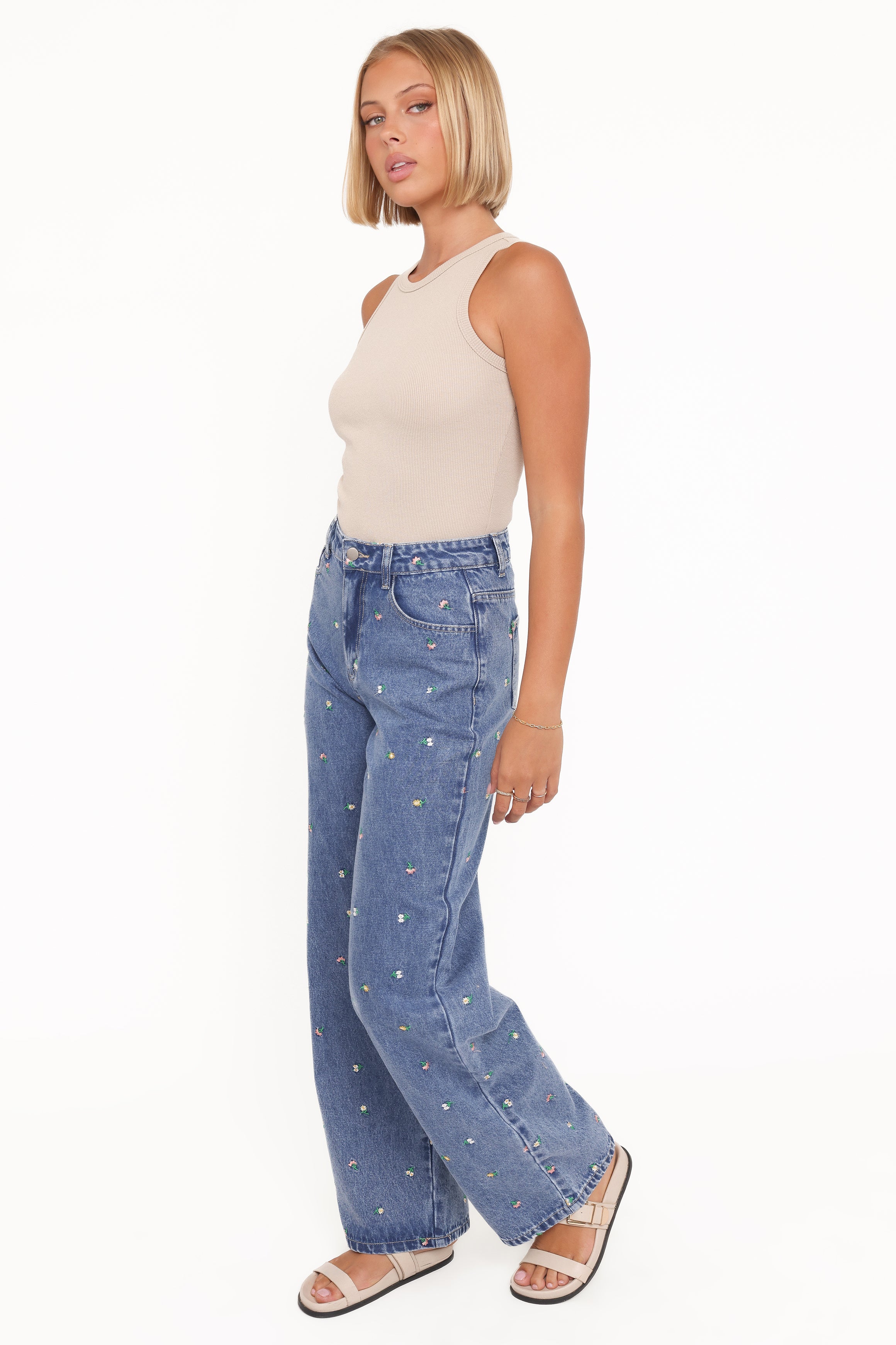 BOTTOMS Kendall Straight Leg Jeans - Embroidery Medium Wash