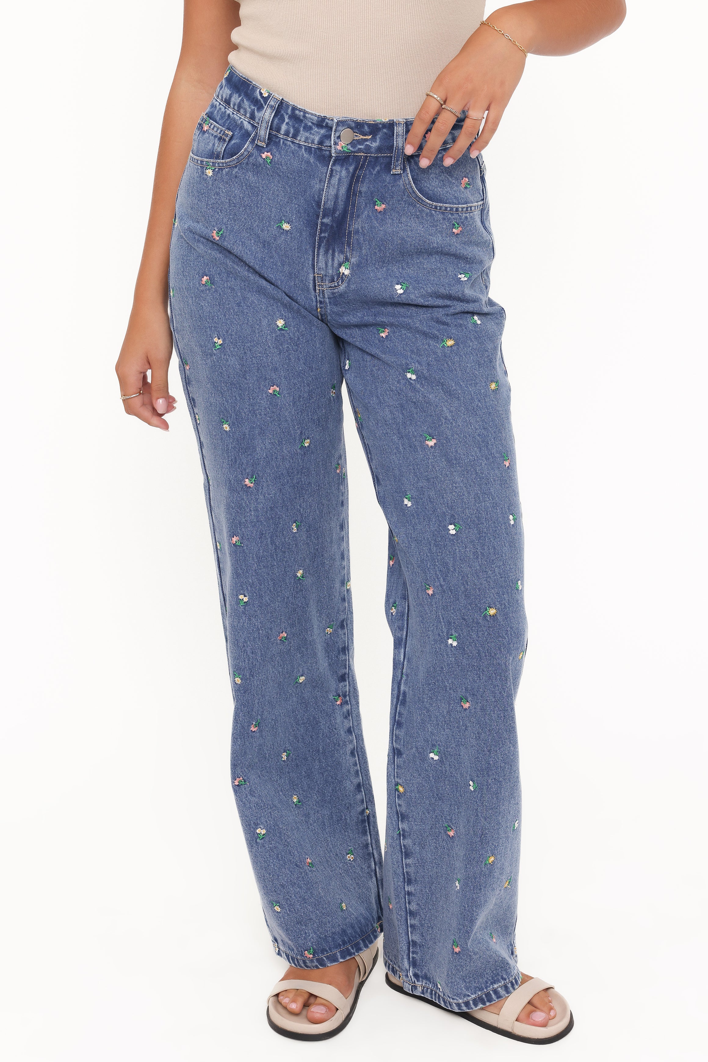 BOTTOMS Kendall Straight Leg Jeans - Embroidery Medium Wash