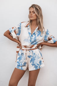 BOTTOMS Lara Shorts - Pale Blue Print