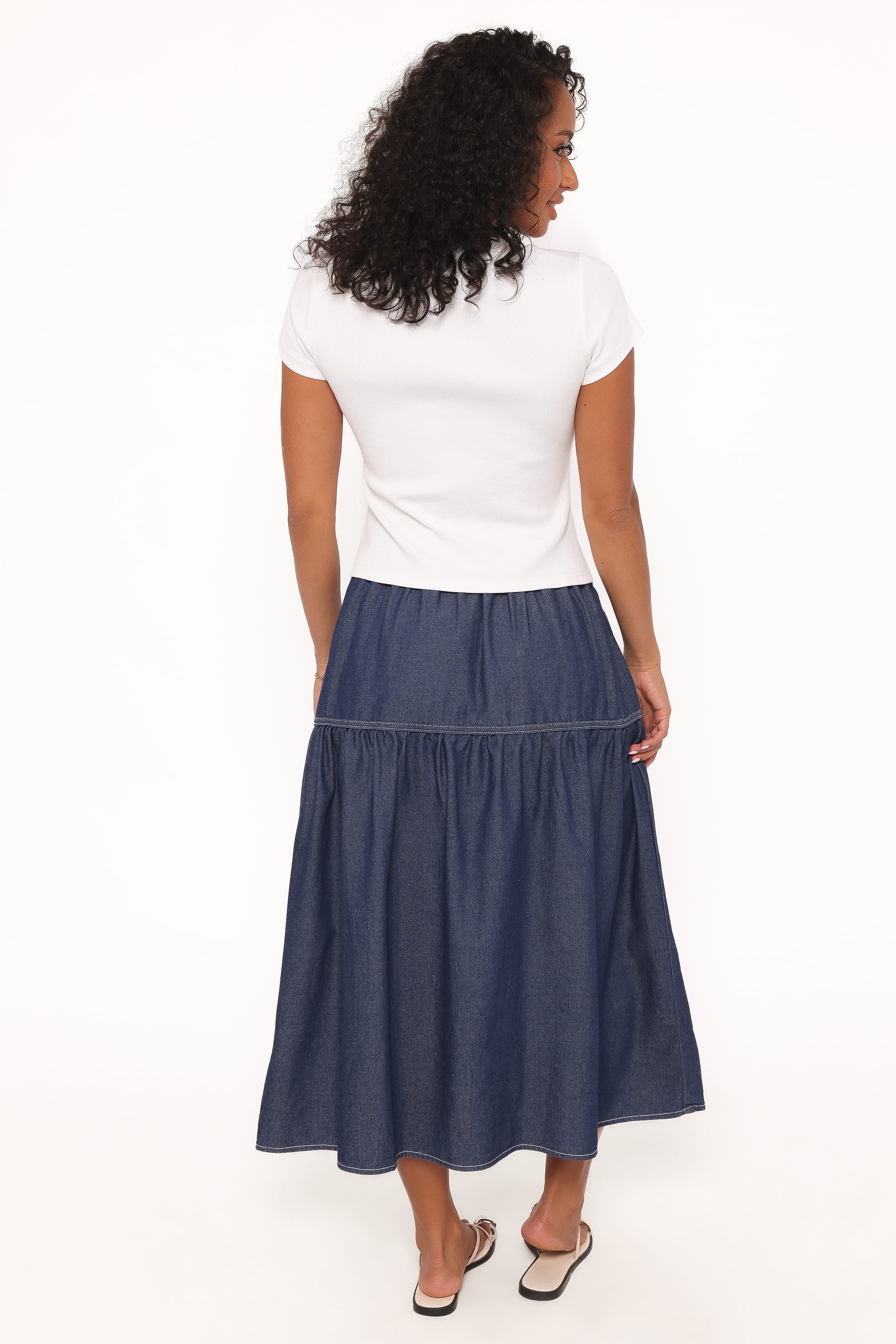 BOTTOMS @Meadow Midi Denim Skirt - Dark Wash