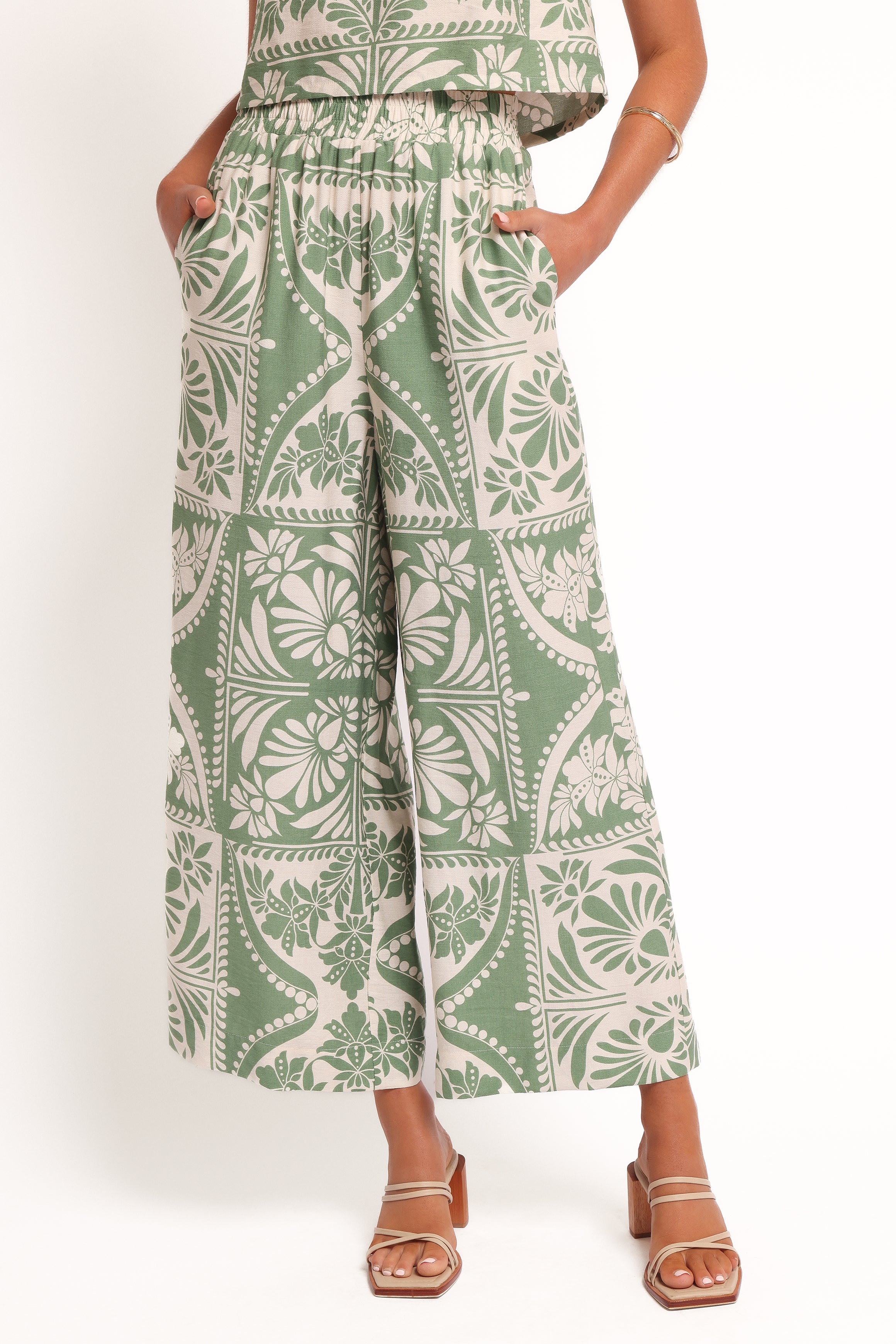 BOTTOMS Nevin Pant - Green Floral