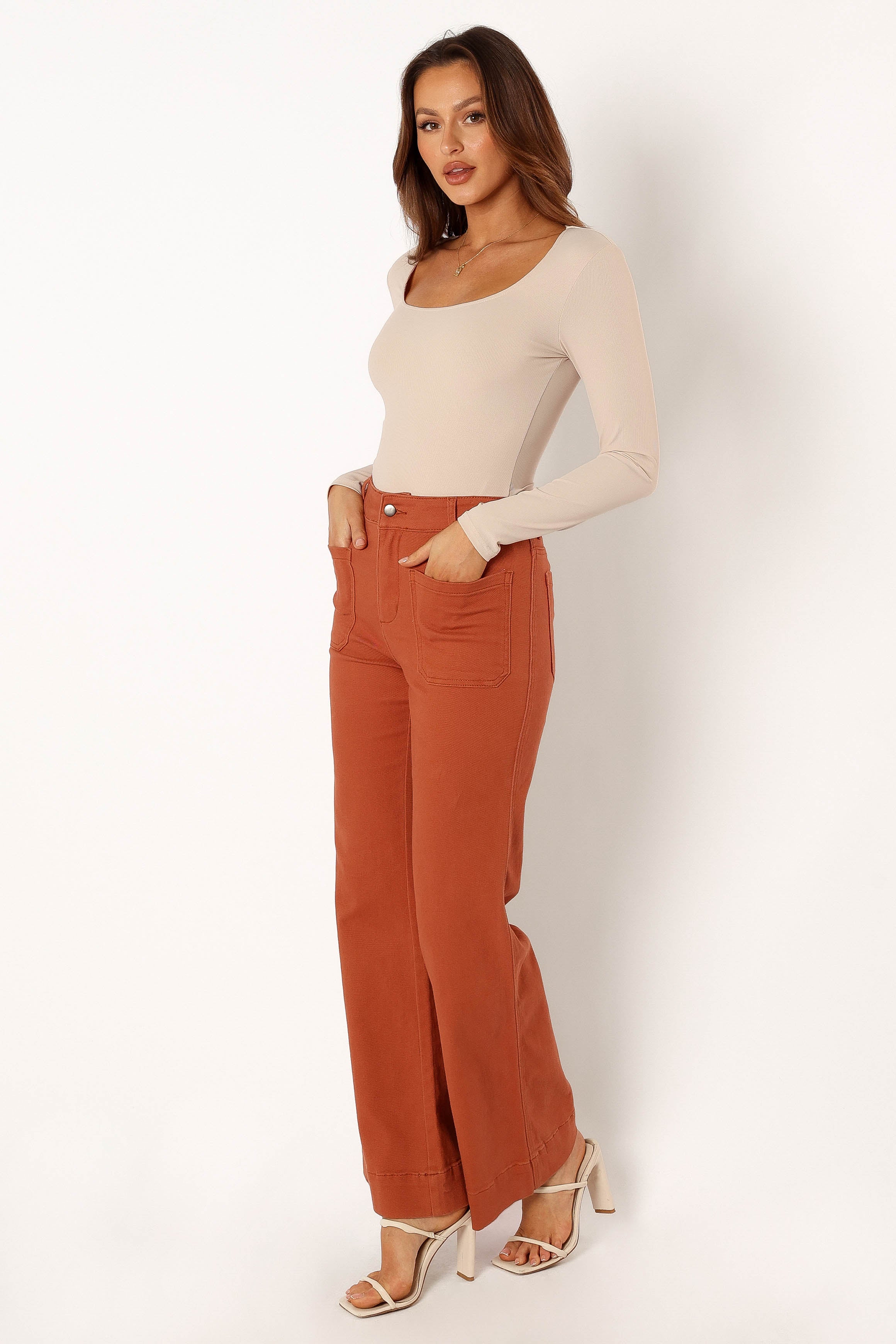 BOTTOMS @Nico Wide Leg Jean - Tan