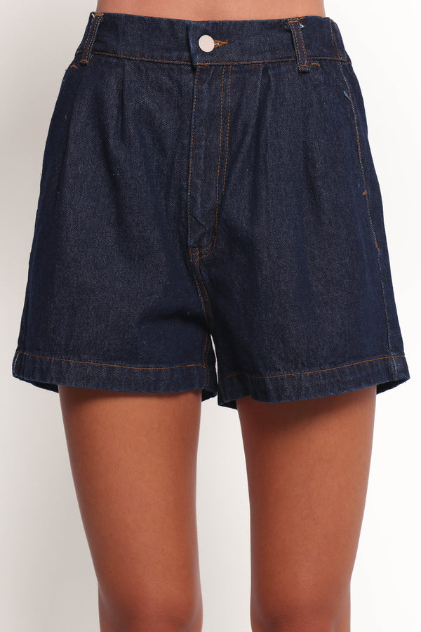 BOTTOMS Nylah Pleated Denim Short - Mid Denim