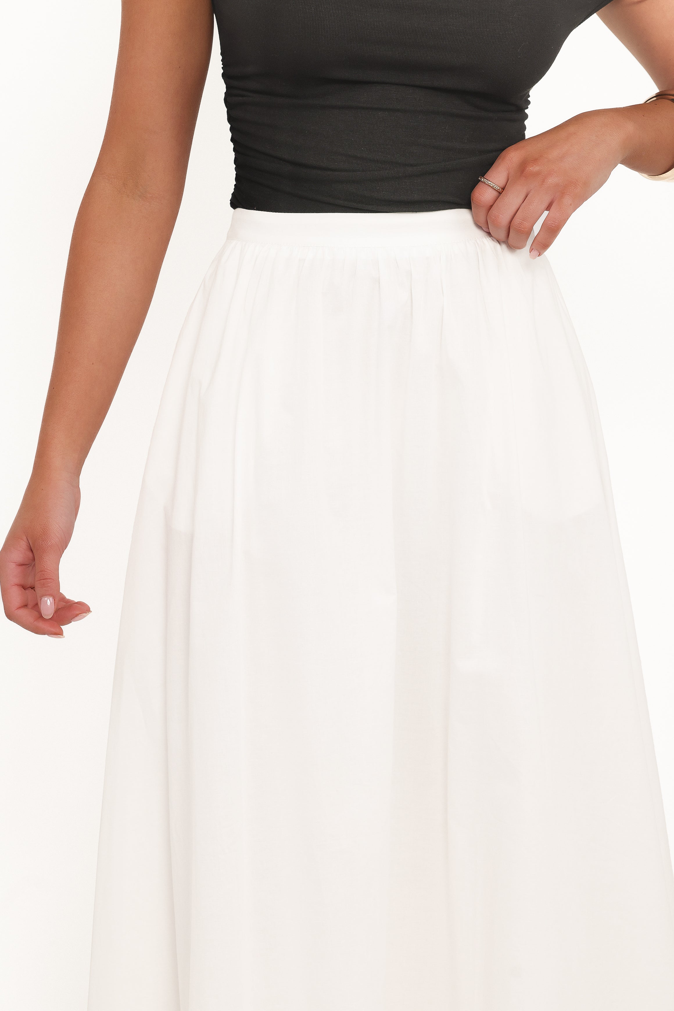 BOTTOMS Oakley Midi Skirt - White