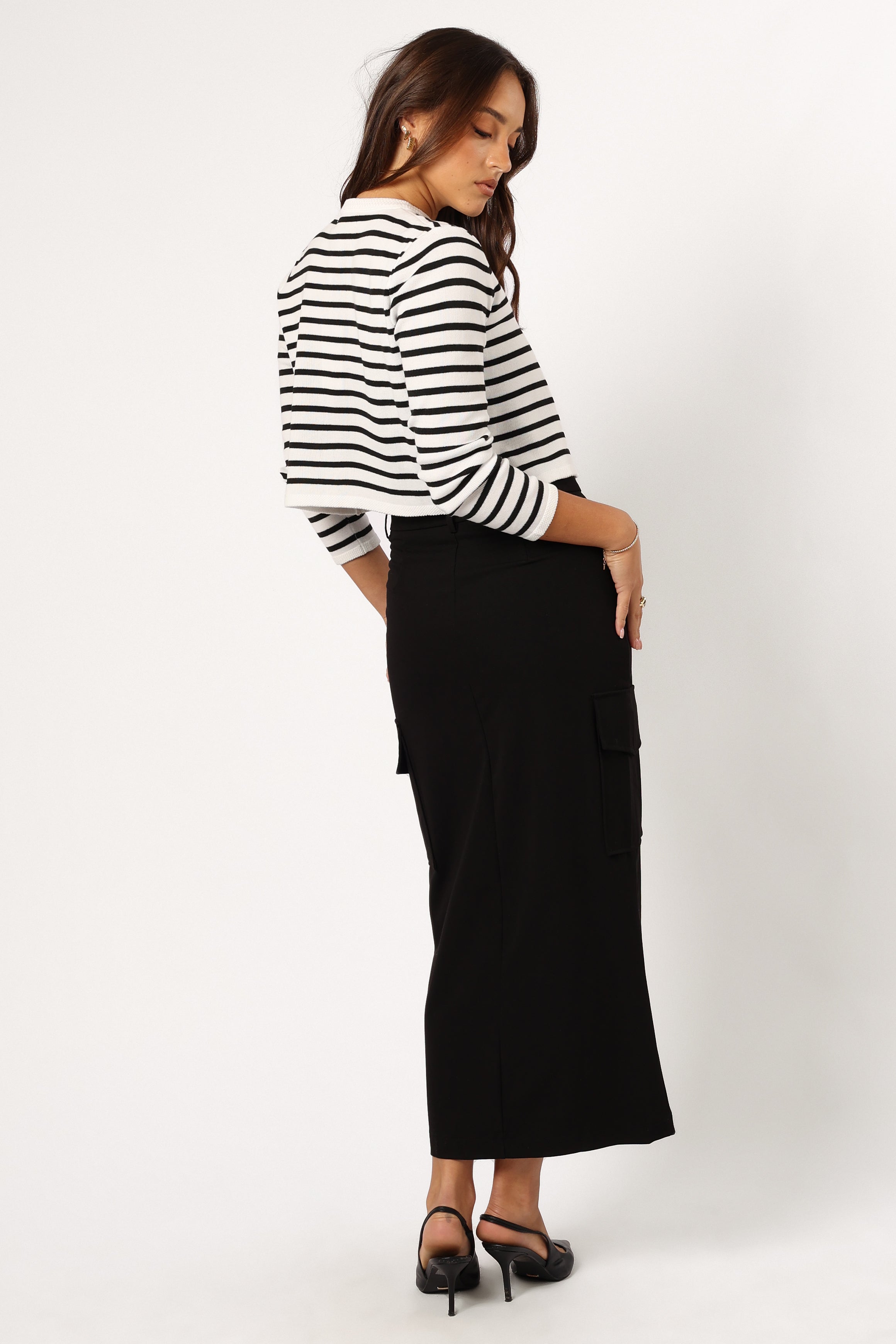 BOTTOMS @Siana Cargo Midi Skirt - Black