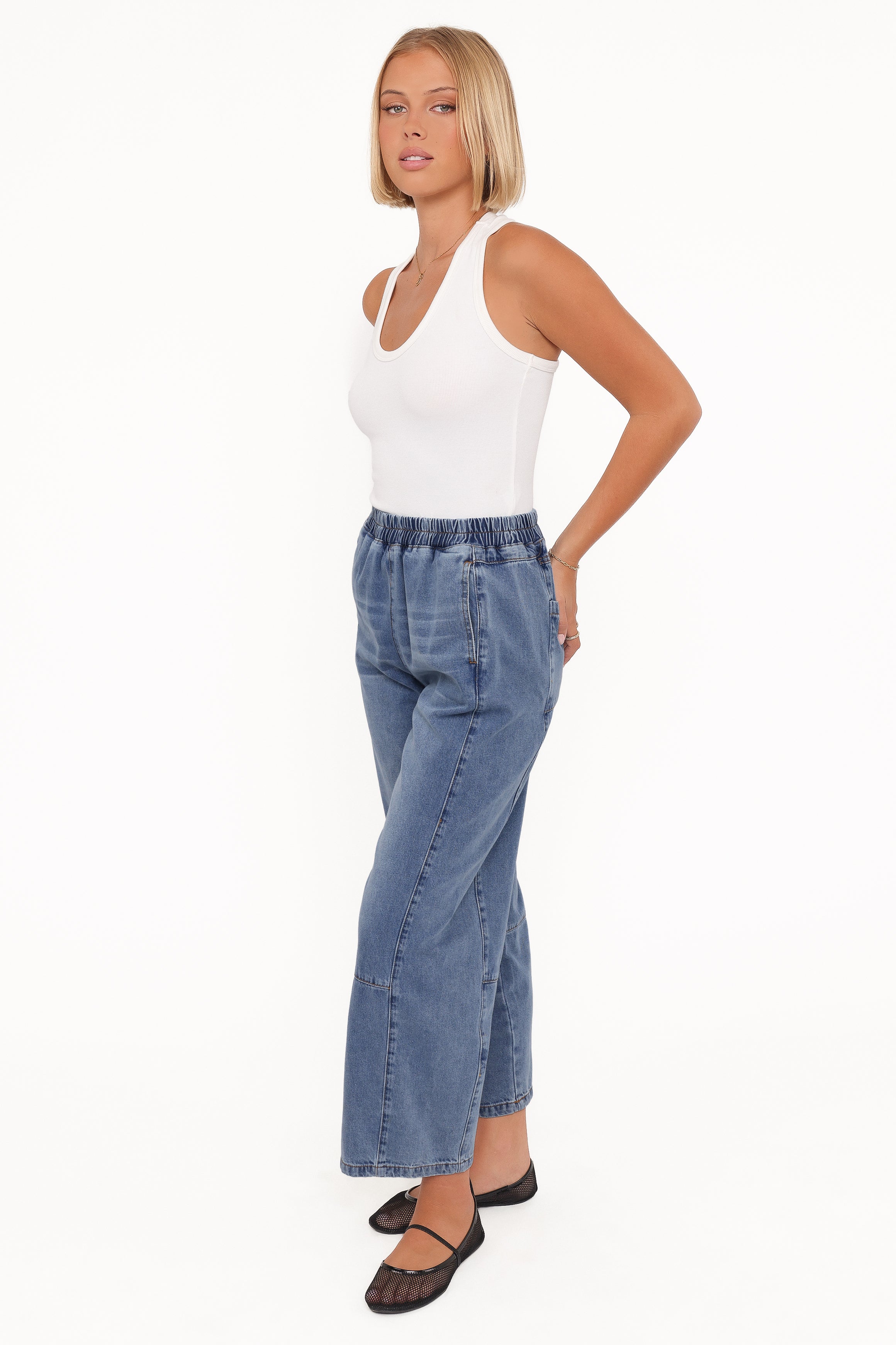 BOTTOMS Sophie Cropped Barrel Jean - Medium Wash