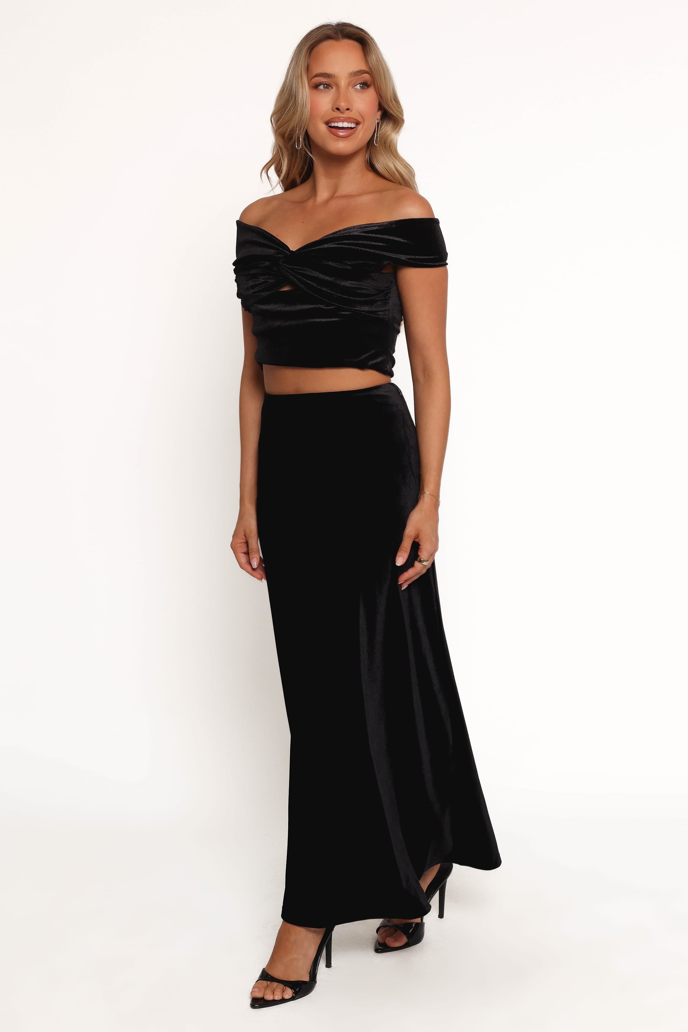 BOTTOMS Suri Velvet Maxi Skirt - Black
